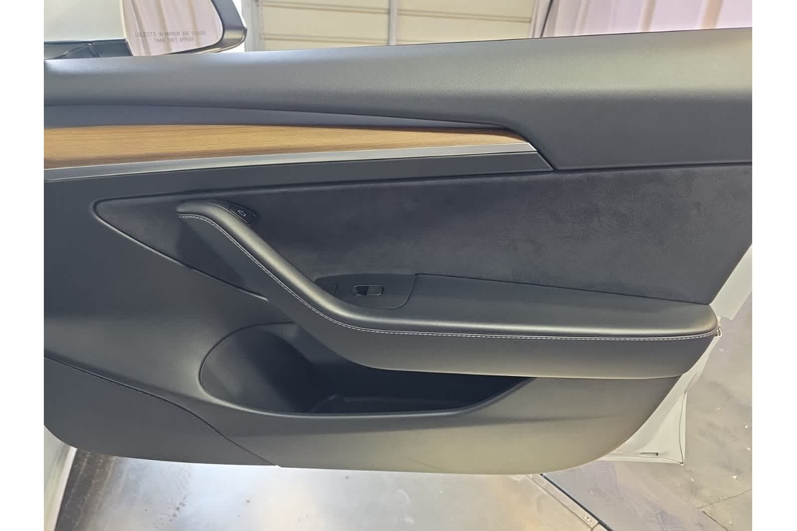 Thumbnail: 2022 Tesla Model 3 - 17