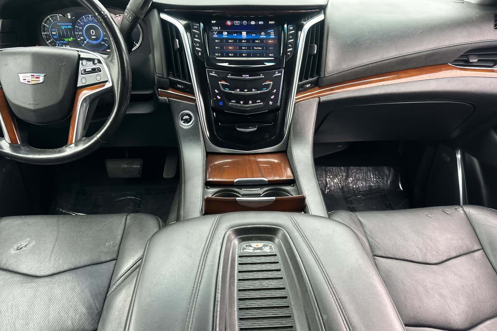 Thumbnail: 2018 Cadillac Escalade - 4