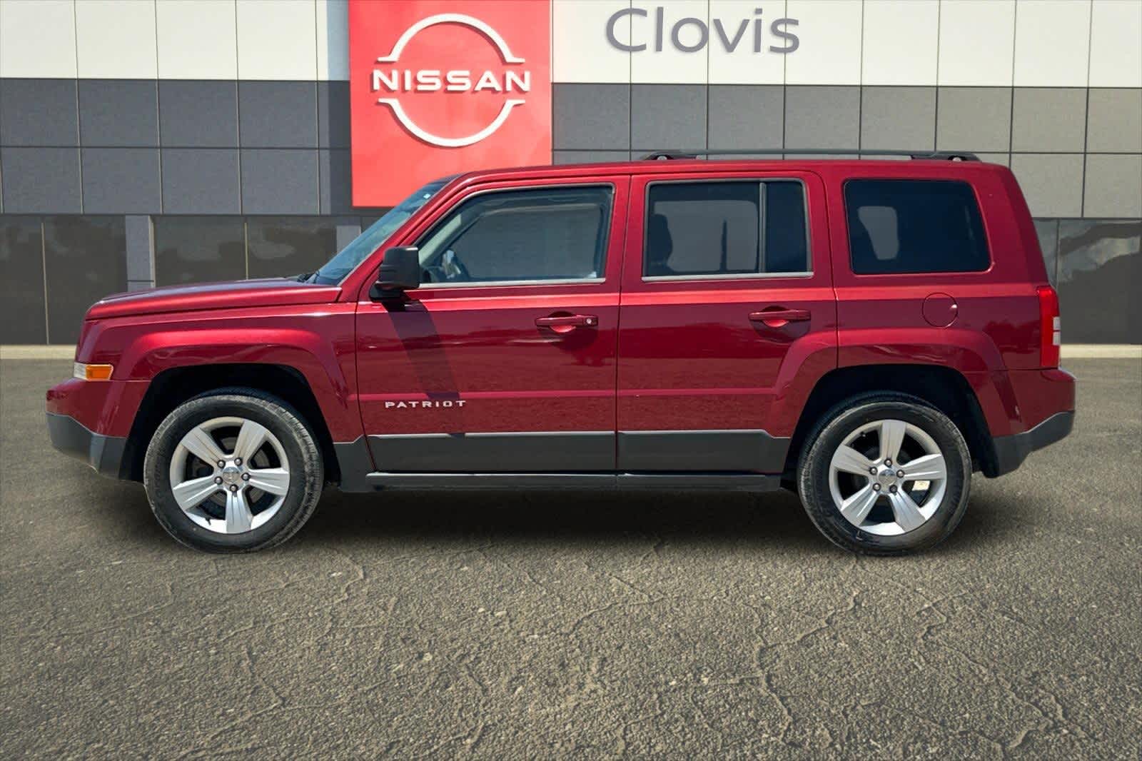 Thumbnail: 2014 Jeep Patriot - 6