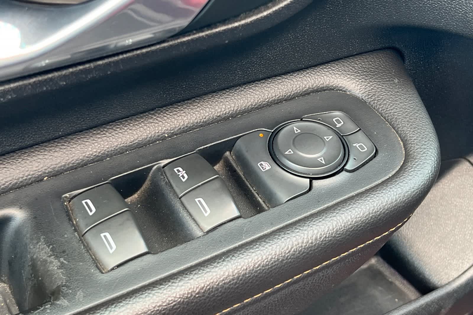 Thumbnail: 2019 GMC Terrain - 16