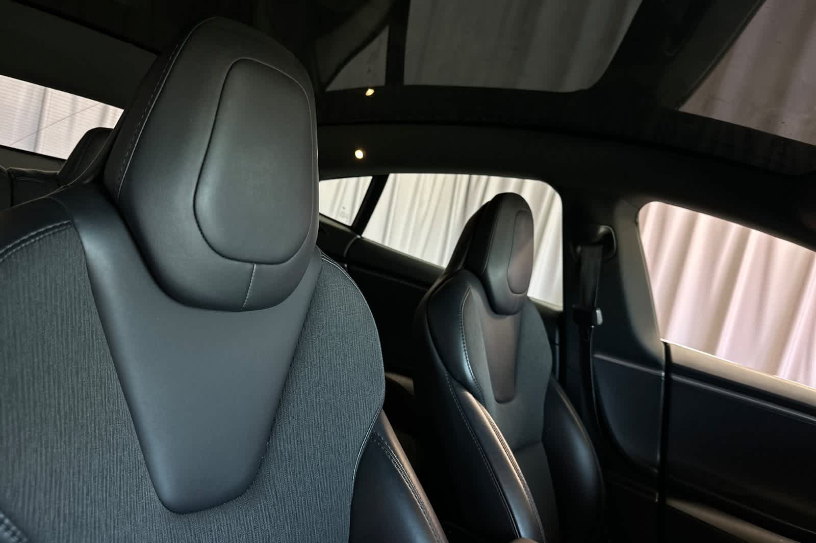 Thumbnail: 2018 Tesla Model S - 19