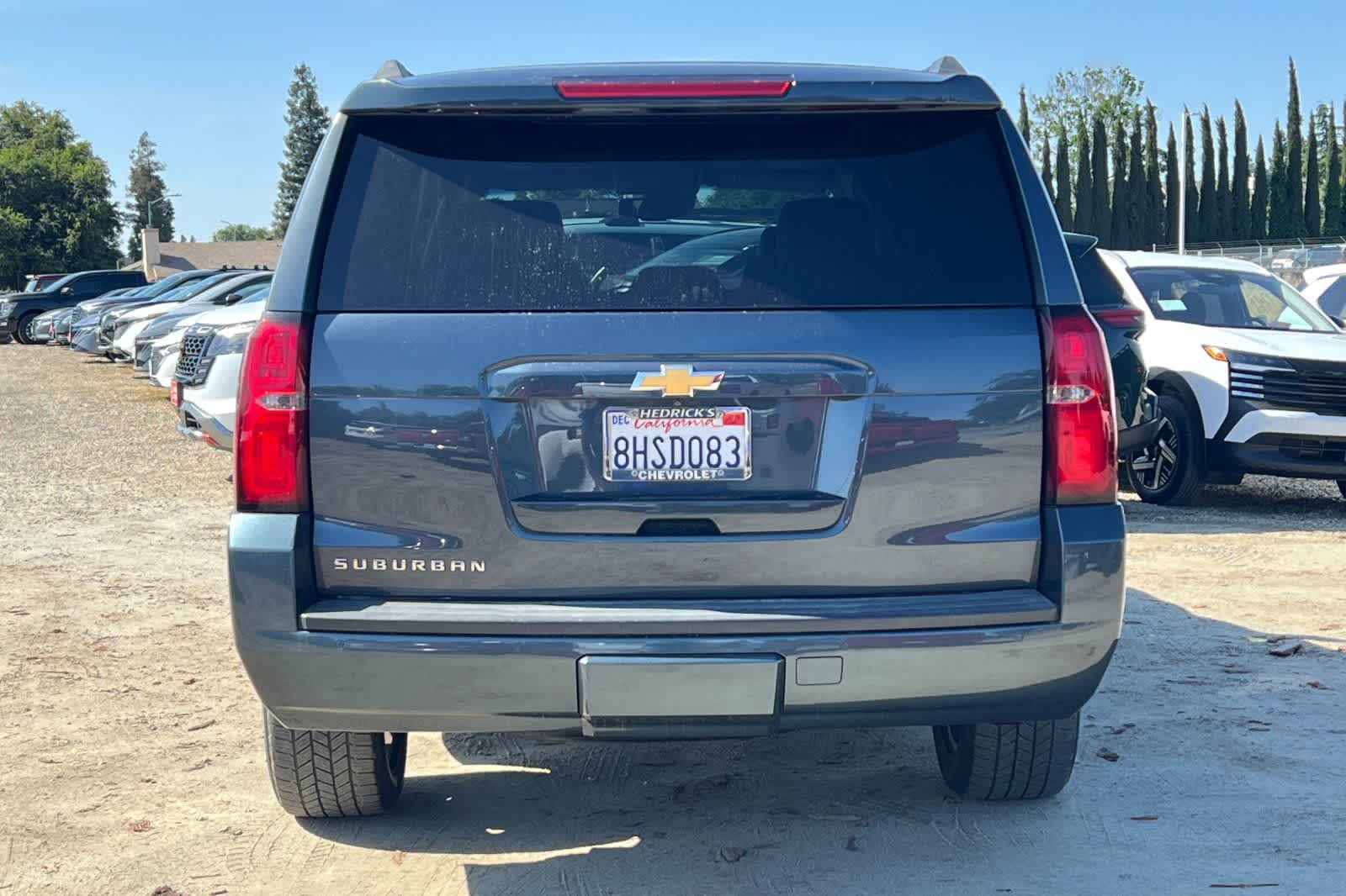 Thumbnail: 2019 Chevrolet Suburban - 8