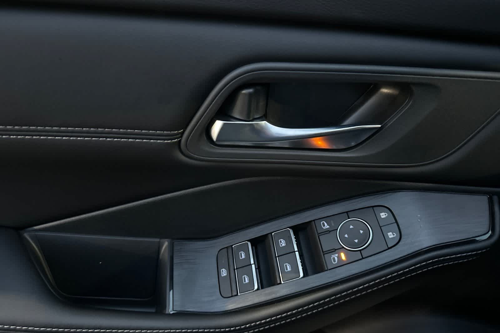 Thumbnail: 2025 Nissan Rogue - 13