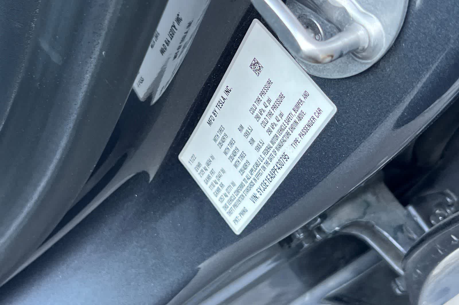 Thumbnail: 2023 Tesla Model 3 - 29