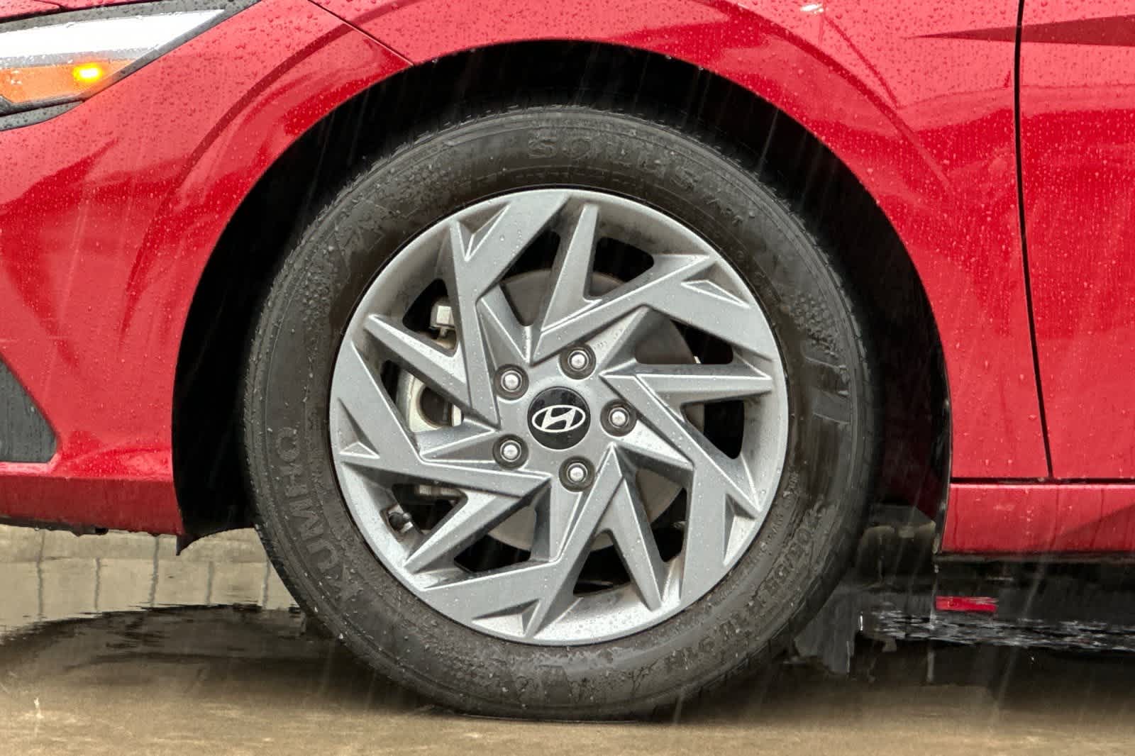 Thumbnail: 2024 Hyundai Elantra - 28