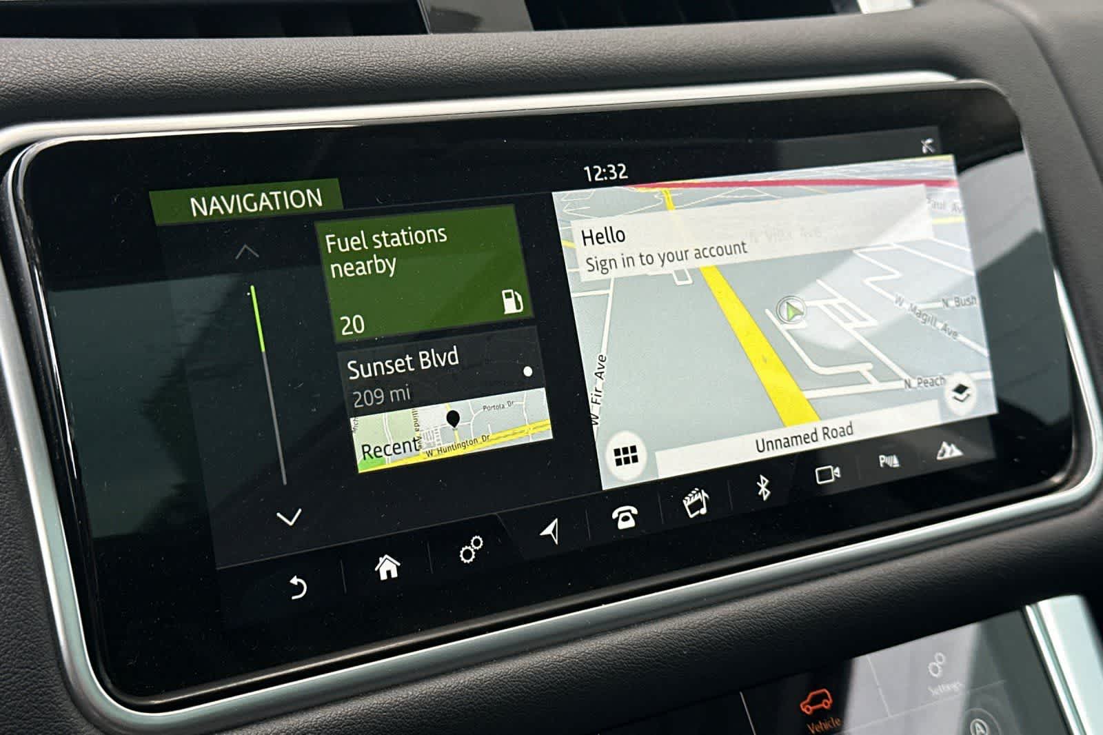 Thumbnail: 2020 Land Rover Range Rover Sport - 20