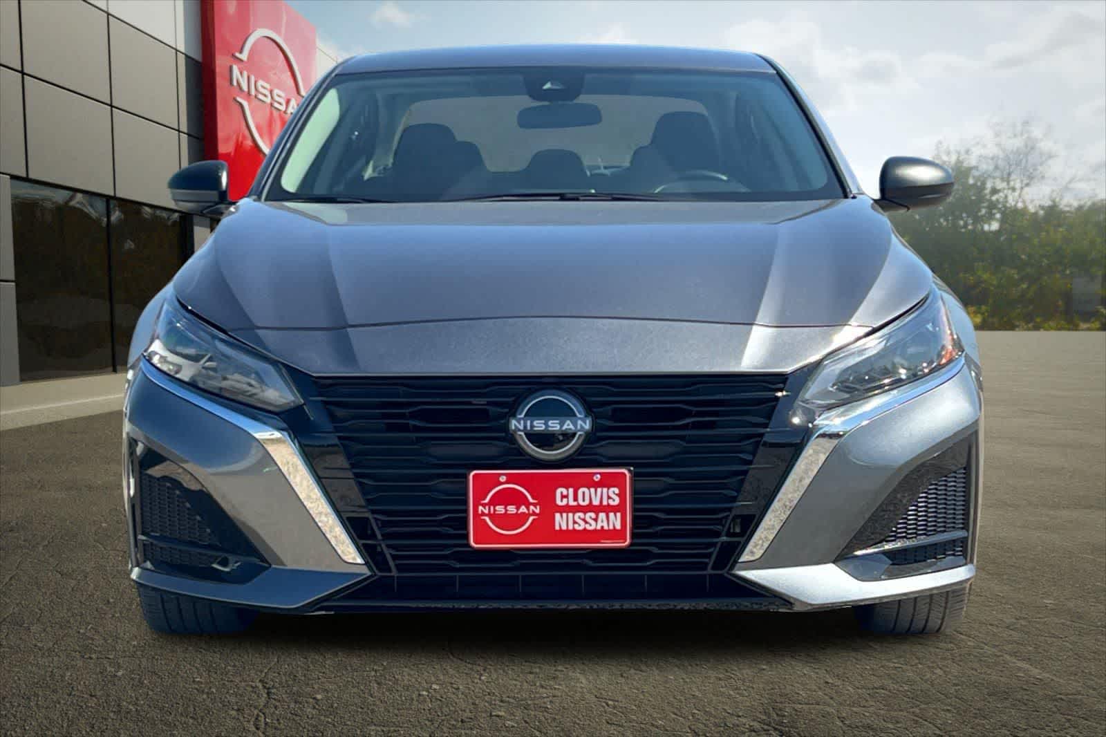 Thumbnail: 2024 Nissan Altima - 11