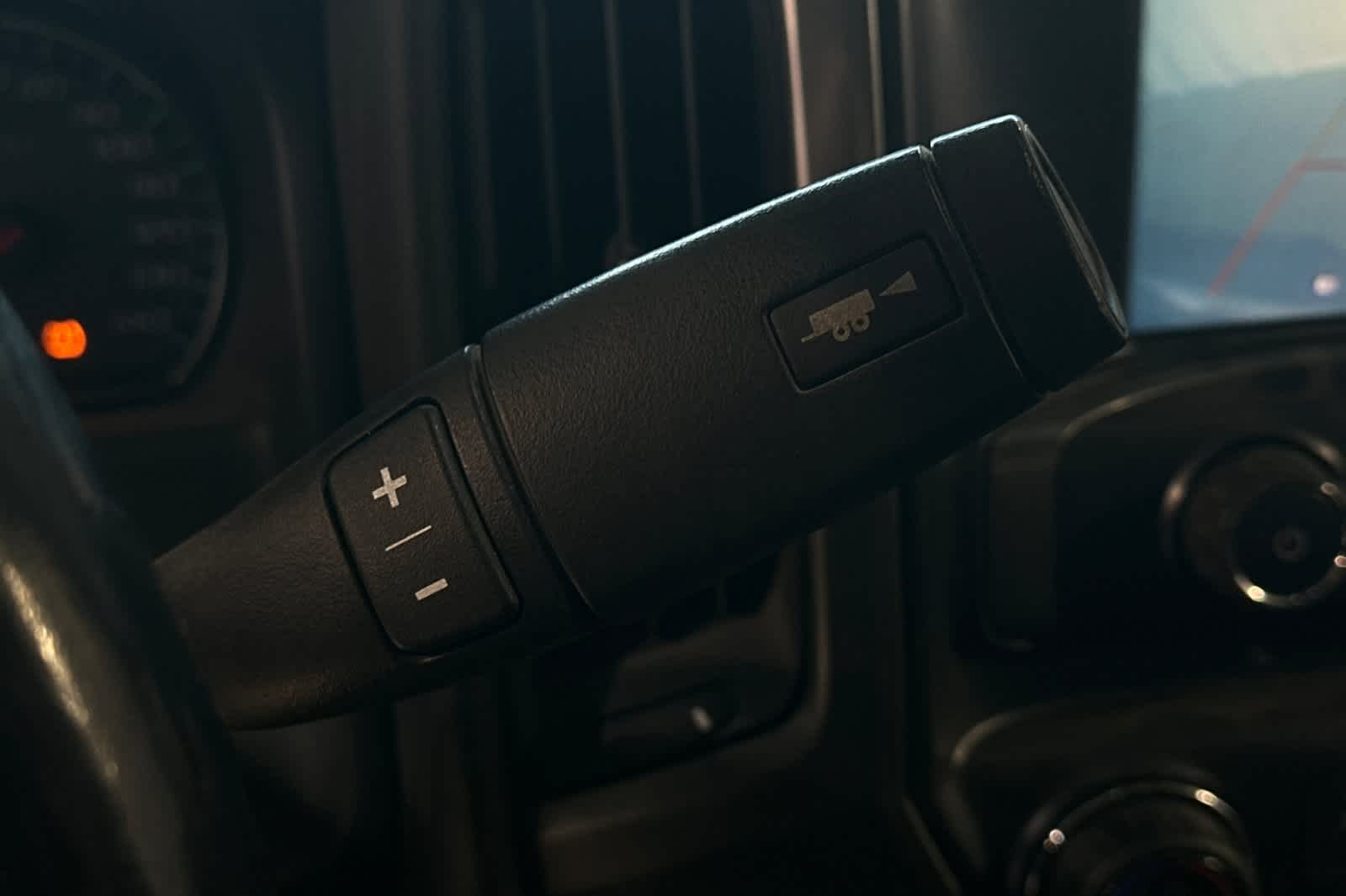 Thumbnail: 2018 Chevrolet Silverado 1500 - 23
