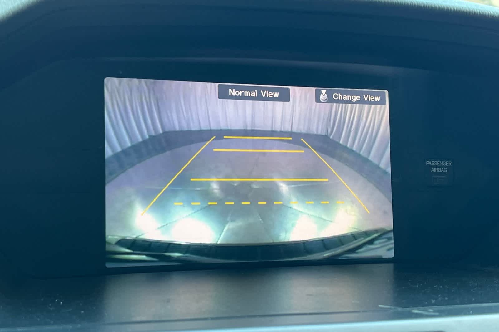 Thumbnail: 2011 Honda Odyssey - 25