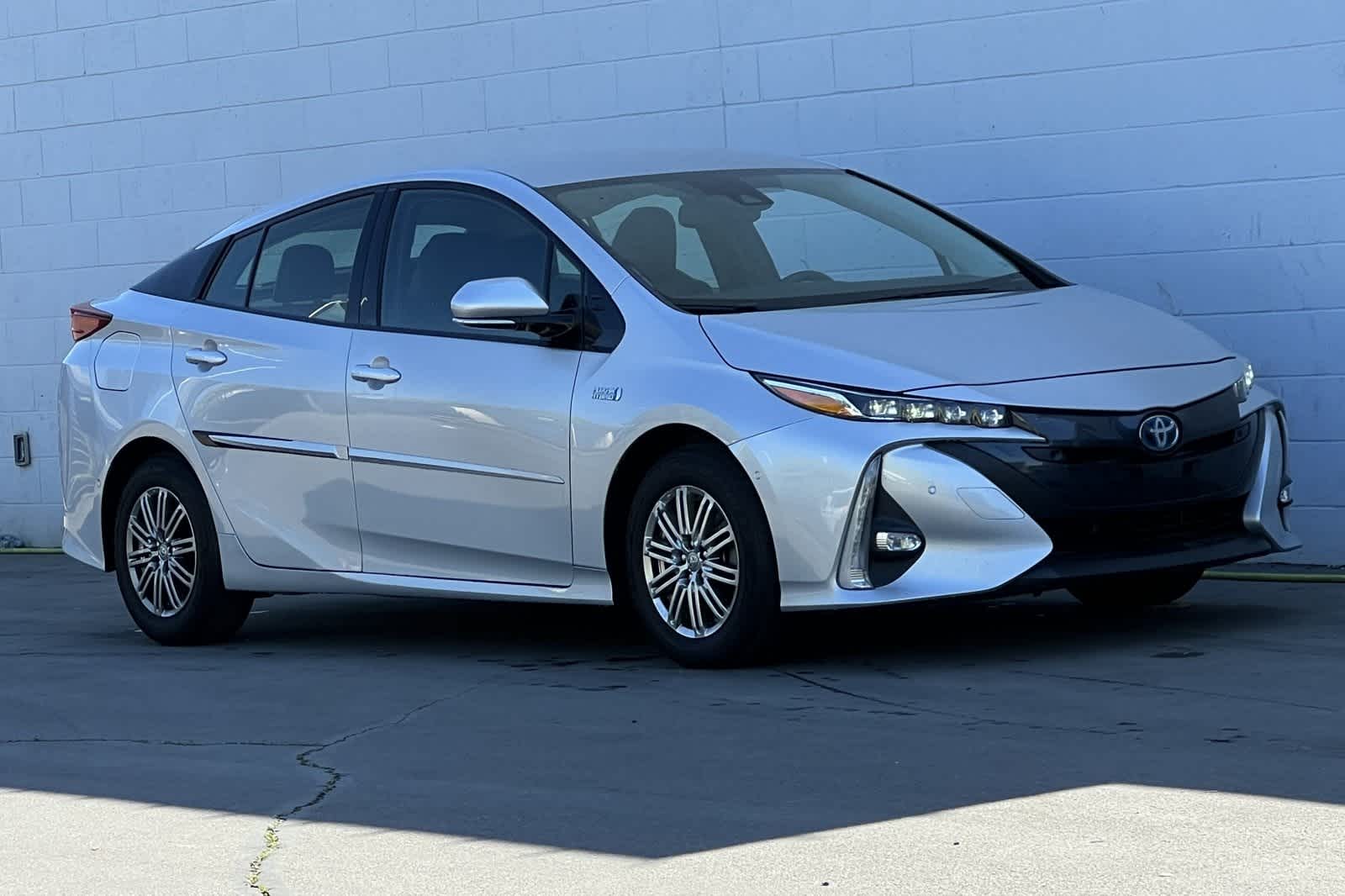 Thumbnail: 2019 Toyota Prius Prime - 10