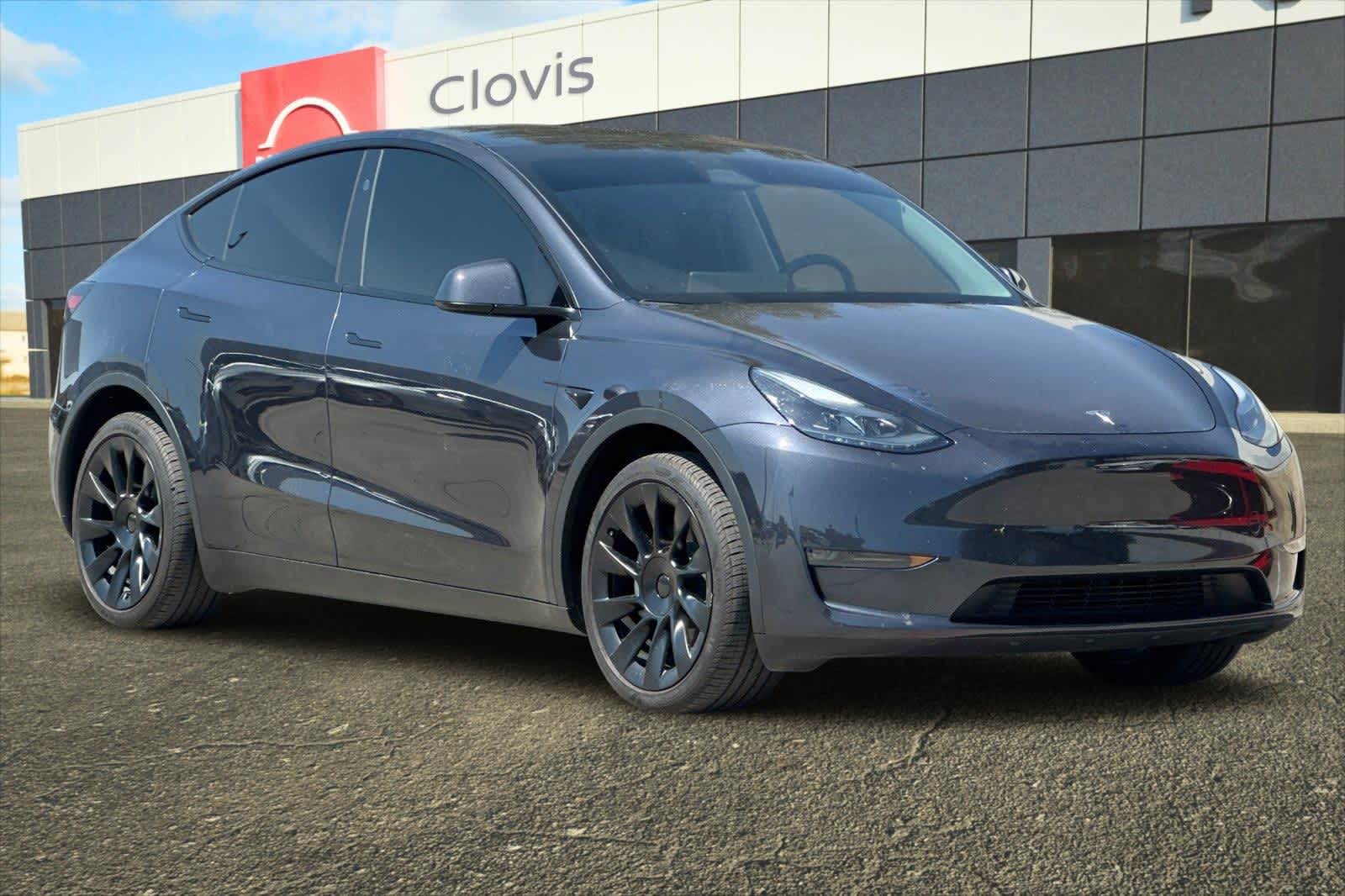 Thumbnail: 2024 Tesla Model Y - 10
