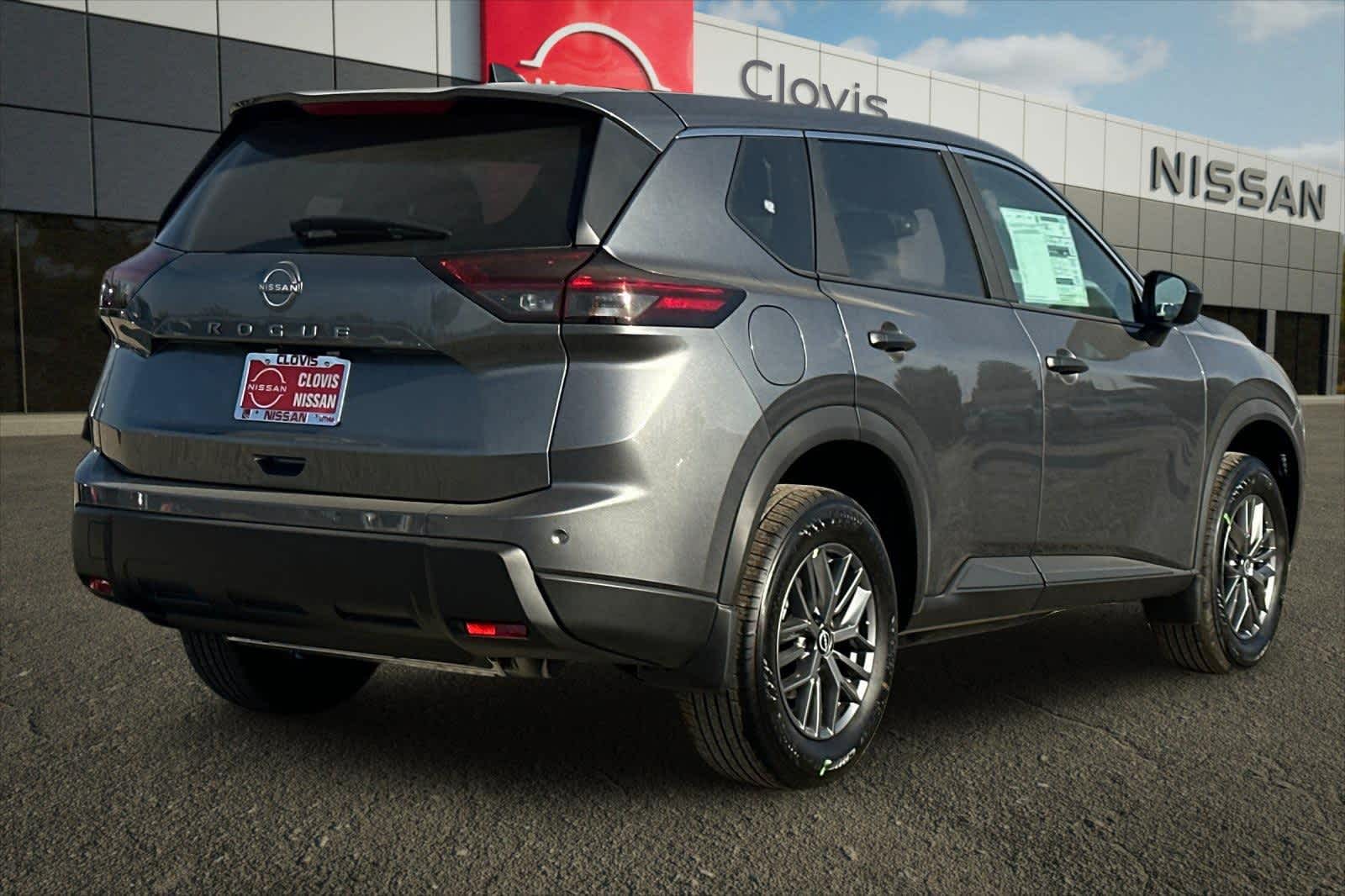 Thumbnail: 2026 Nissan Rogue - 3