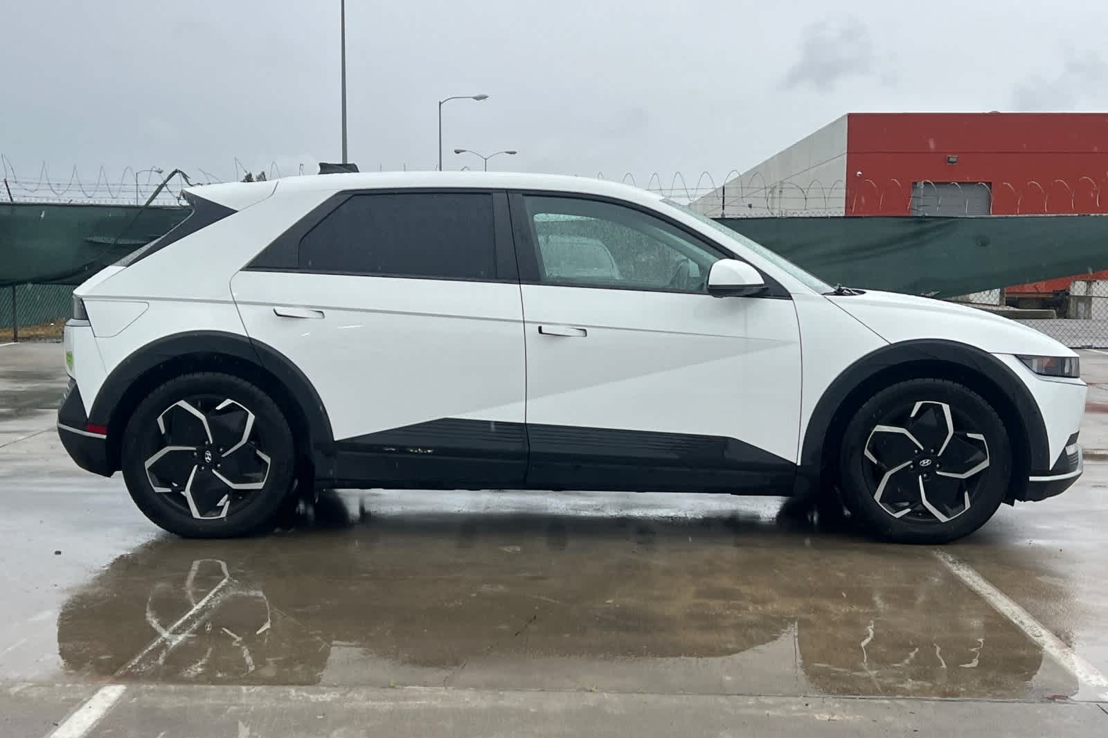 Thumbnail: 2024 Hyundai Ioniq 5 - 9