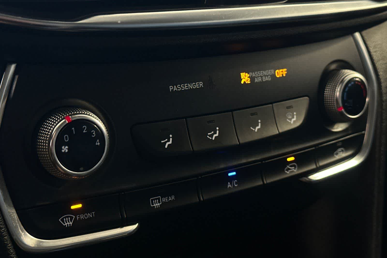 Thumbnail: 2019 Hyundai Santa Fe - 23