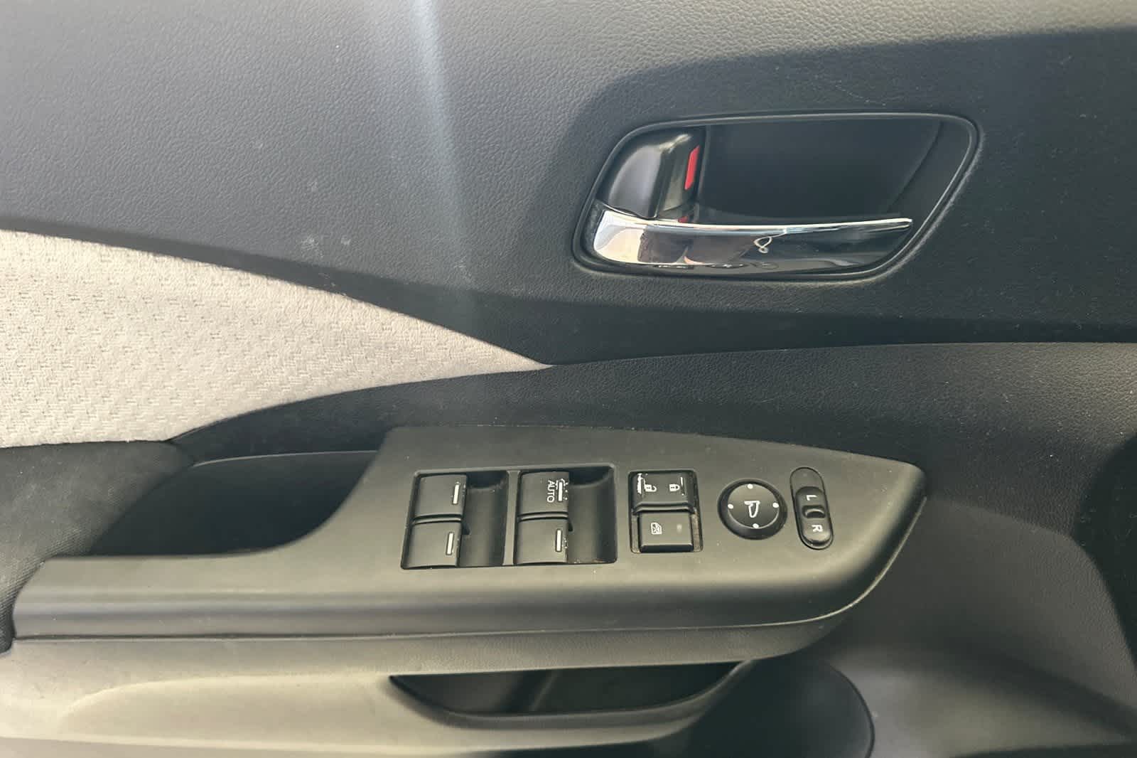Thumbnail: 2016 Honda CR-V - 15