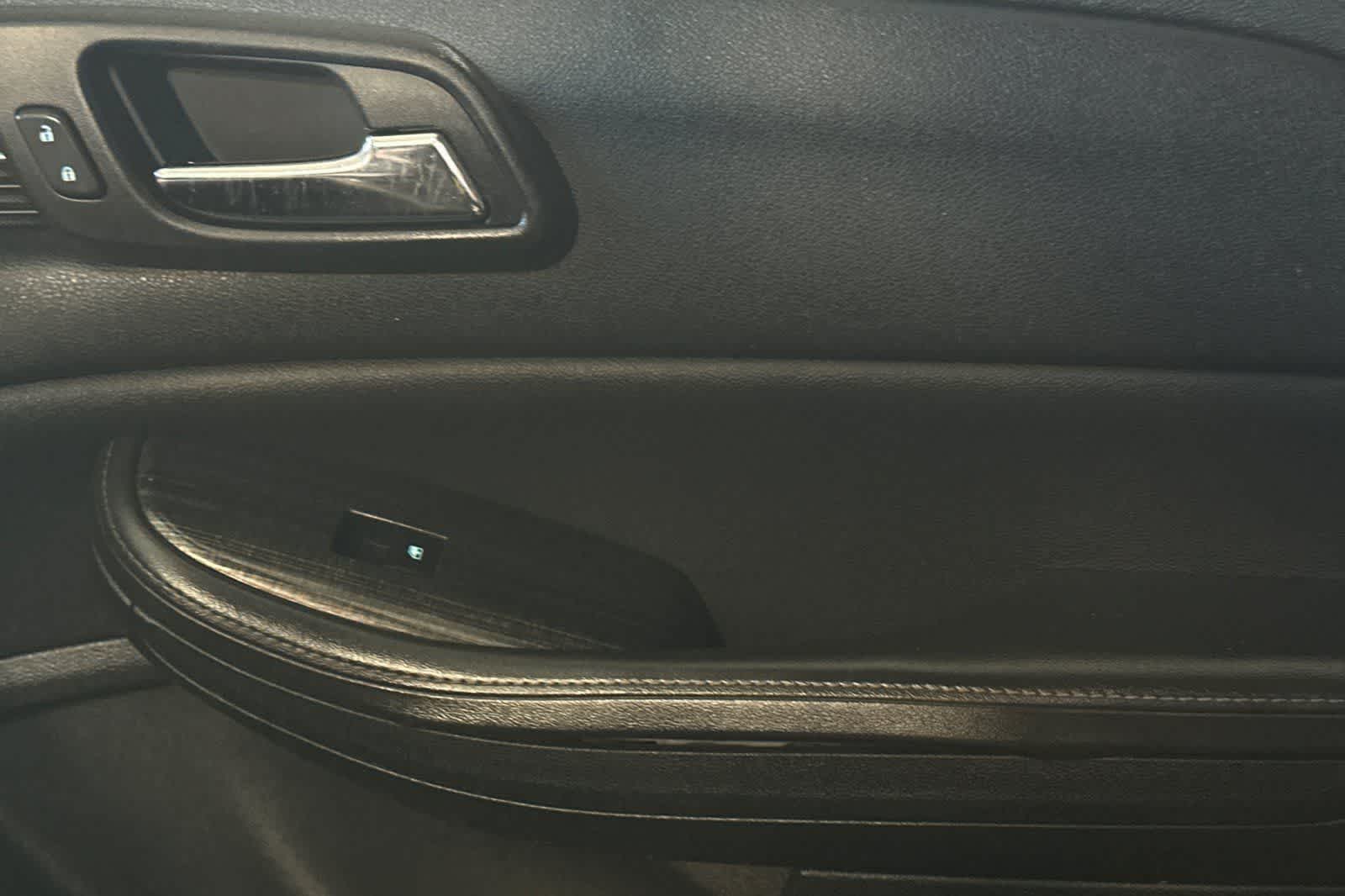 Thumbnail: 2015 Chevrolet Malibu - 19