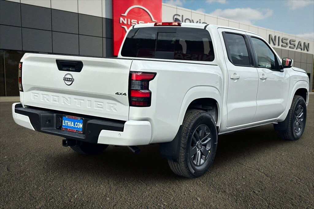 New 2025 Nissan Frontier SV Truck Crew Cab