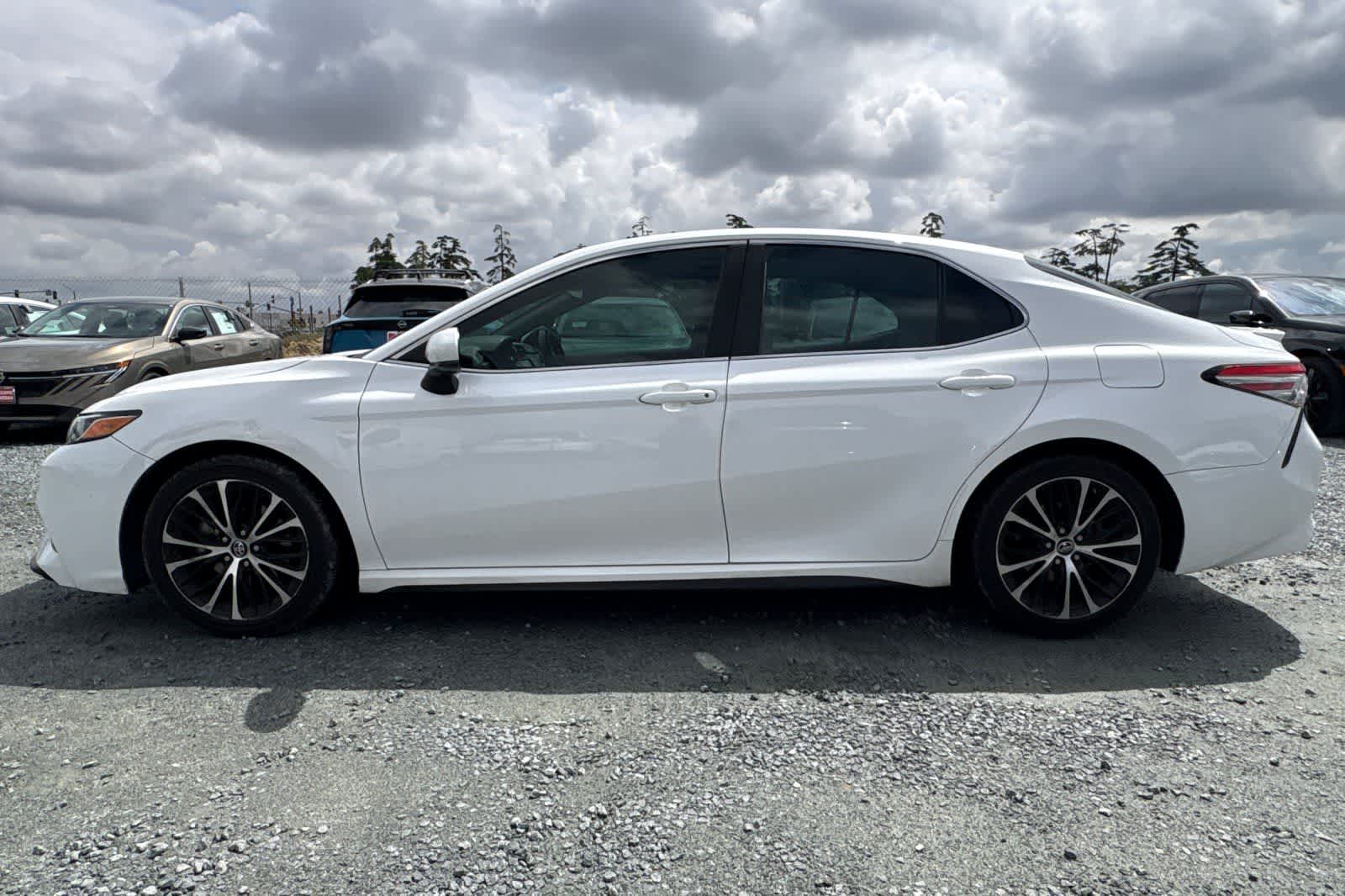 Thumbnail: 2018 Toyota Camry - 6