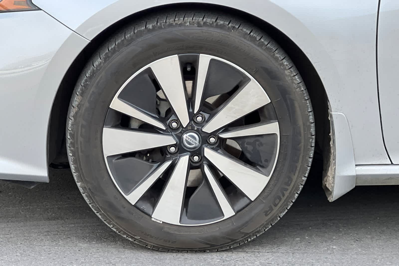 Thumbnail: 2020 Nissan Altima - 27