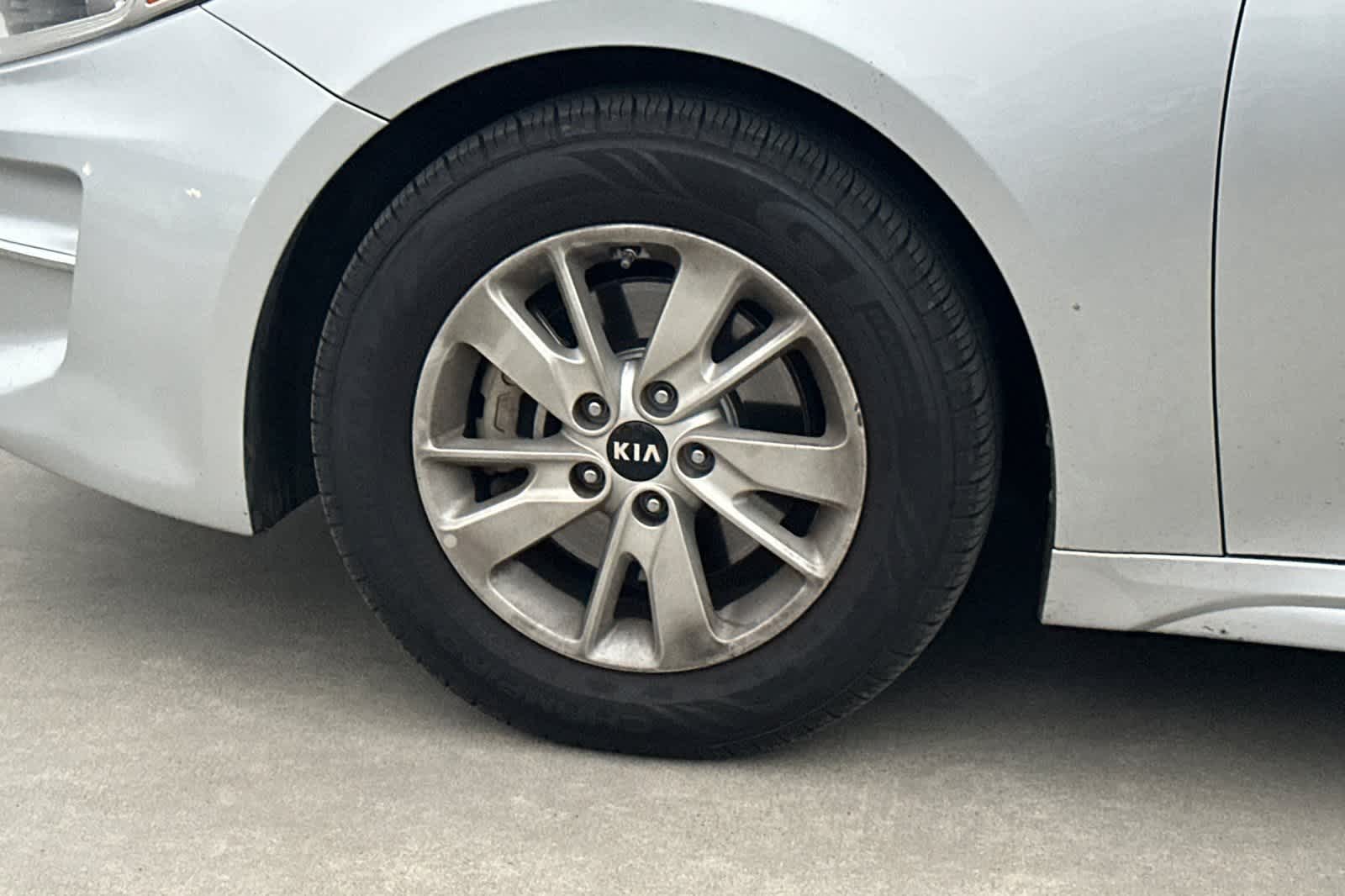 Thumbnail: 2018 Kia Optima - 25