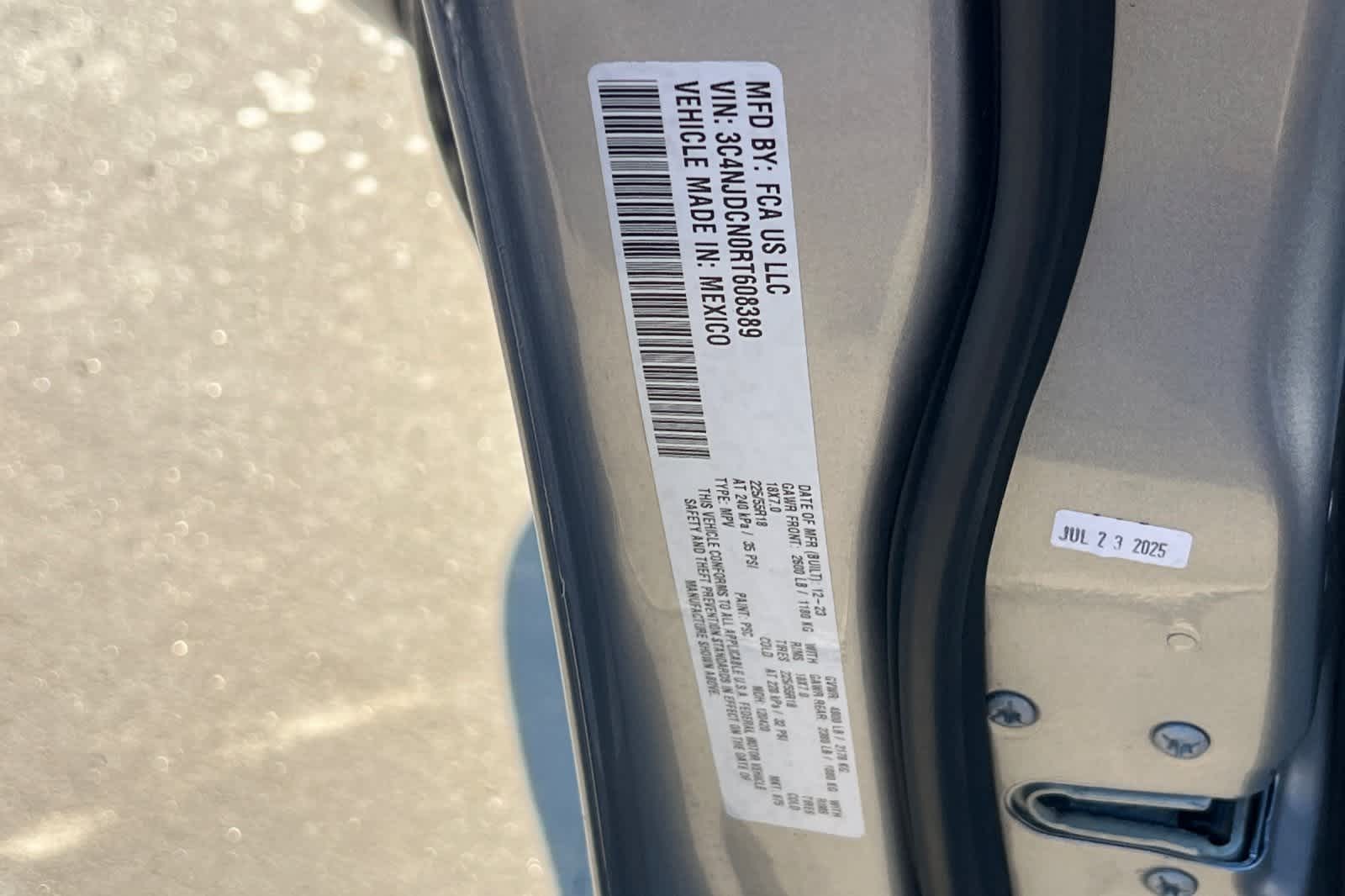 Thumbnail: 2024 Jeep Compass - 38