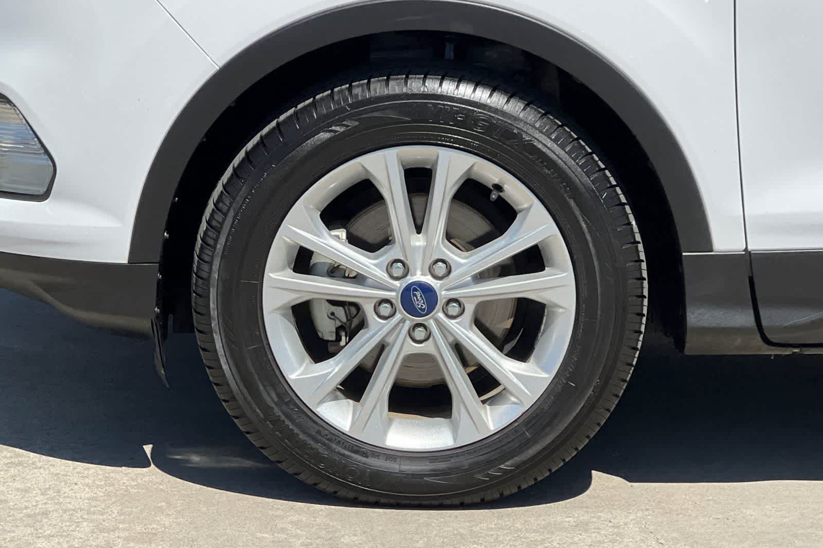 Thumbnail: 2018 Ford Escape - 35