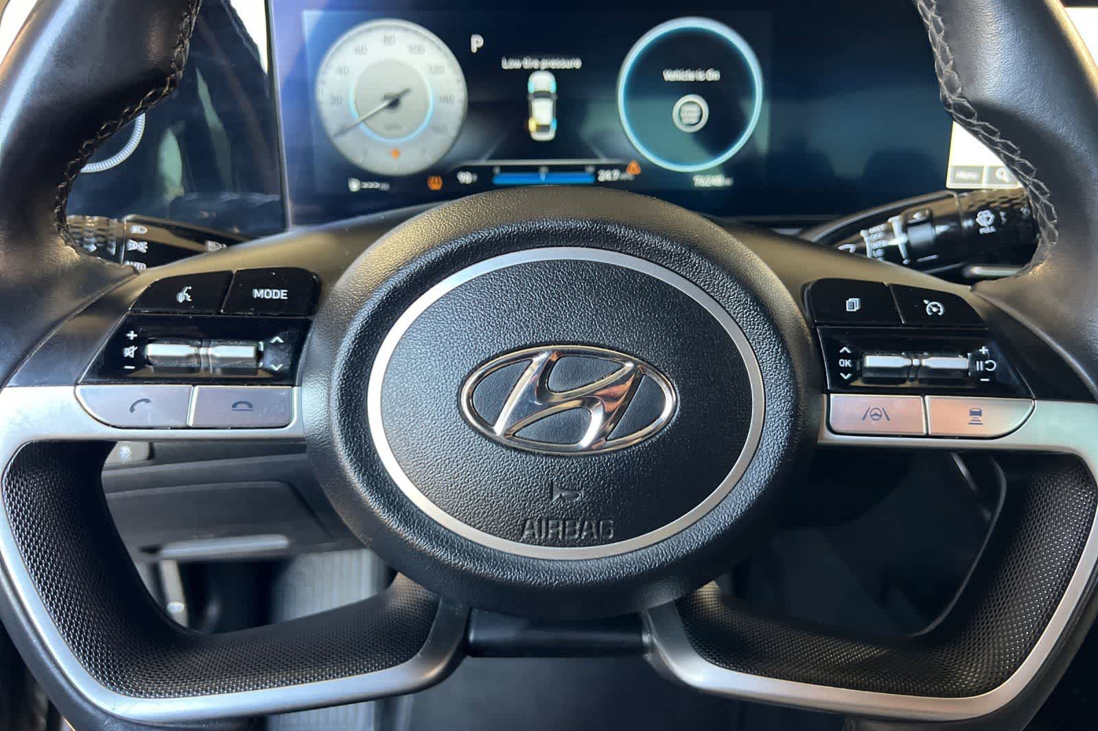 Thumbnail: 2023 Hyundai Elantra - 25