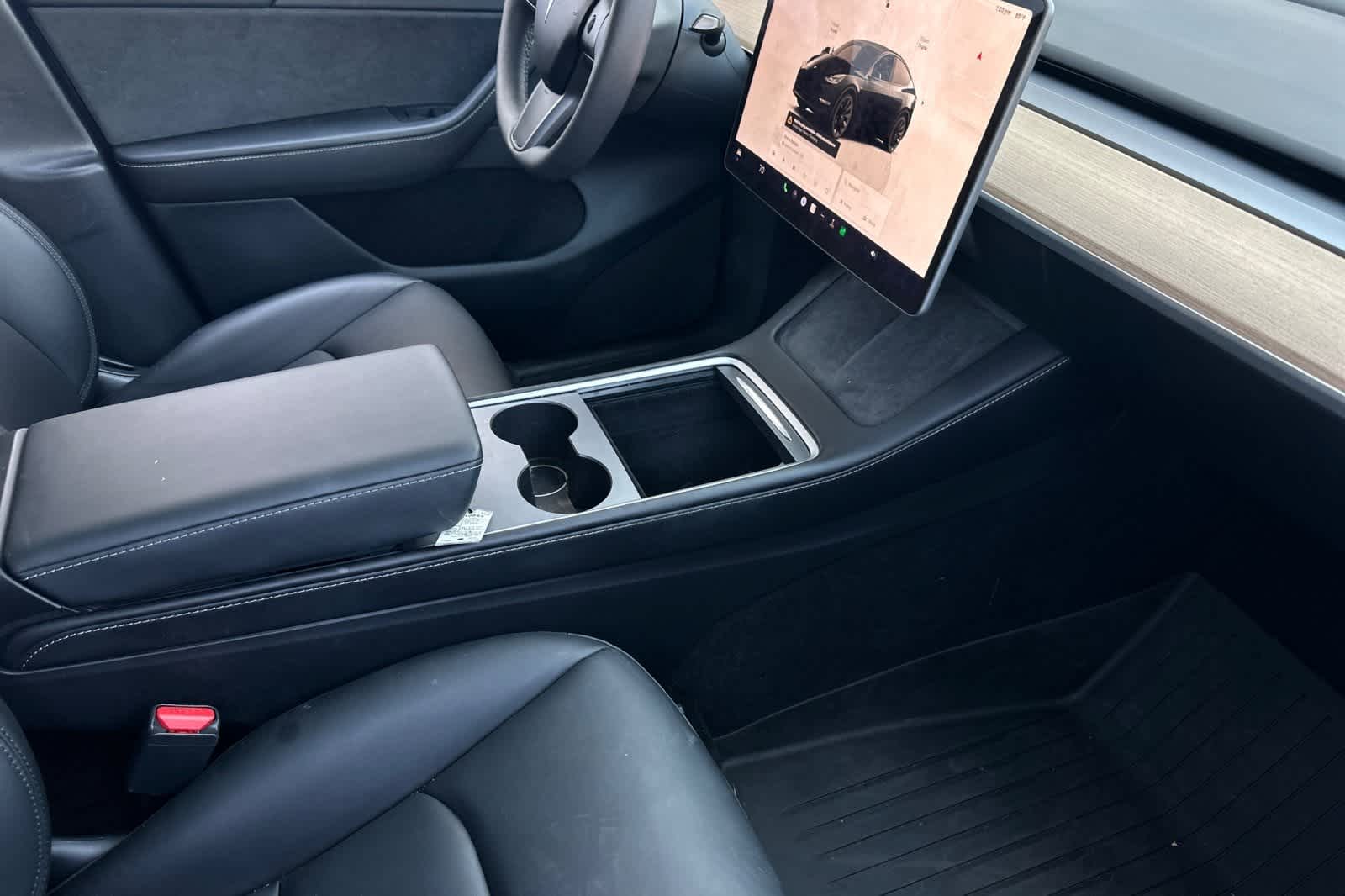 Thumbnail: 2024 Tesla Model Y - 19