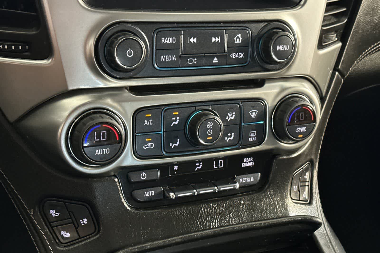 Thumbnail: 2018 Chevrolet Tahoe - 23