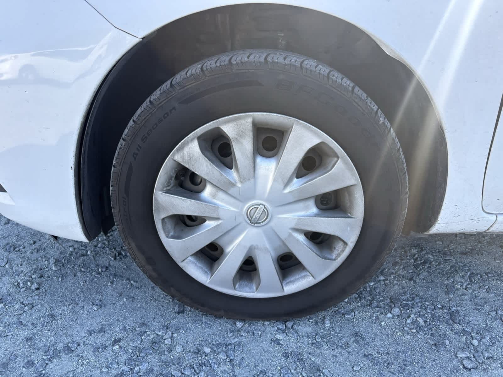 Thumbnail: 2019 Nissan Versa - 9
