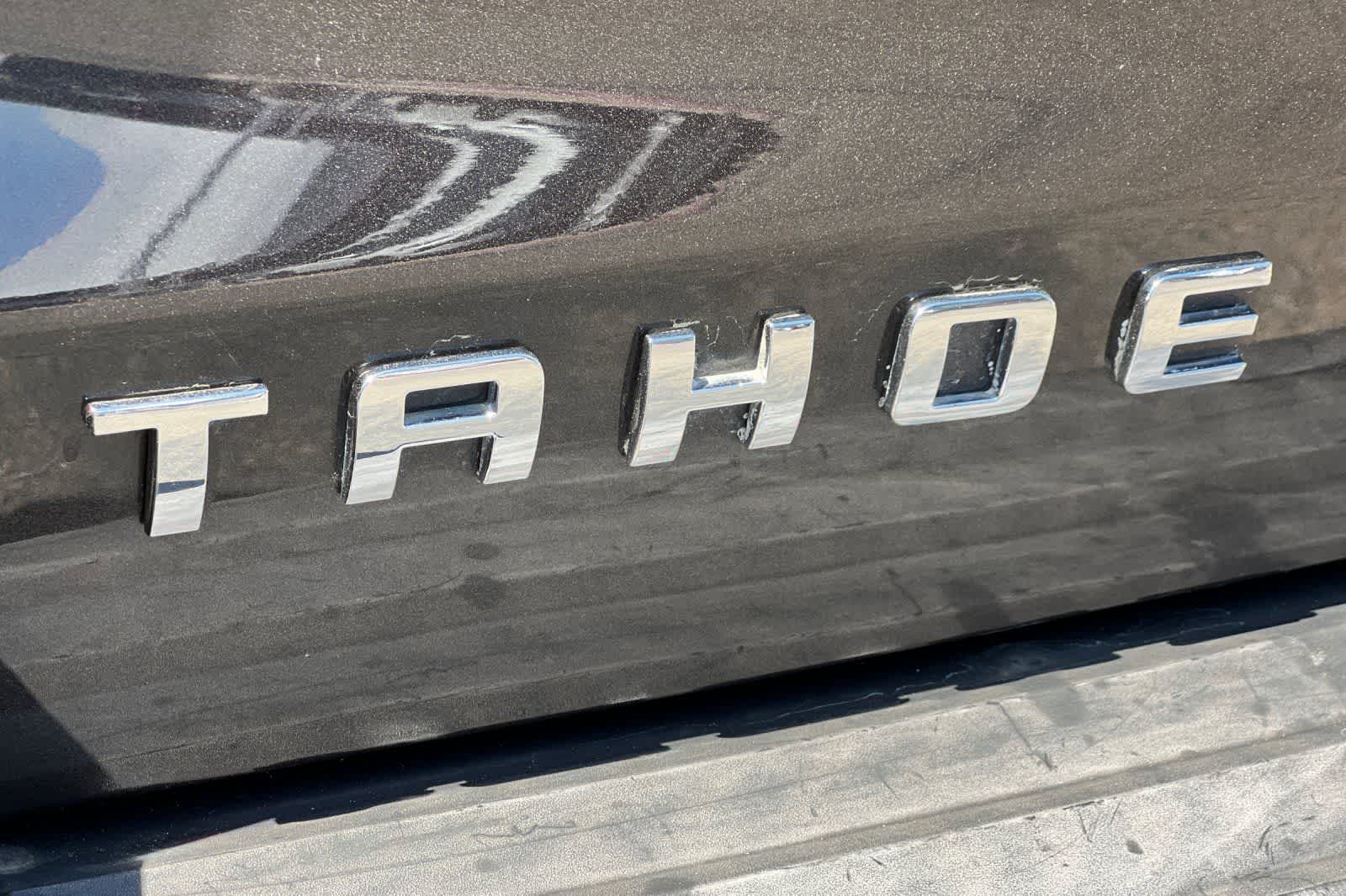 Thumbnail: 2016 Chevrolet Tahoe - 17