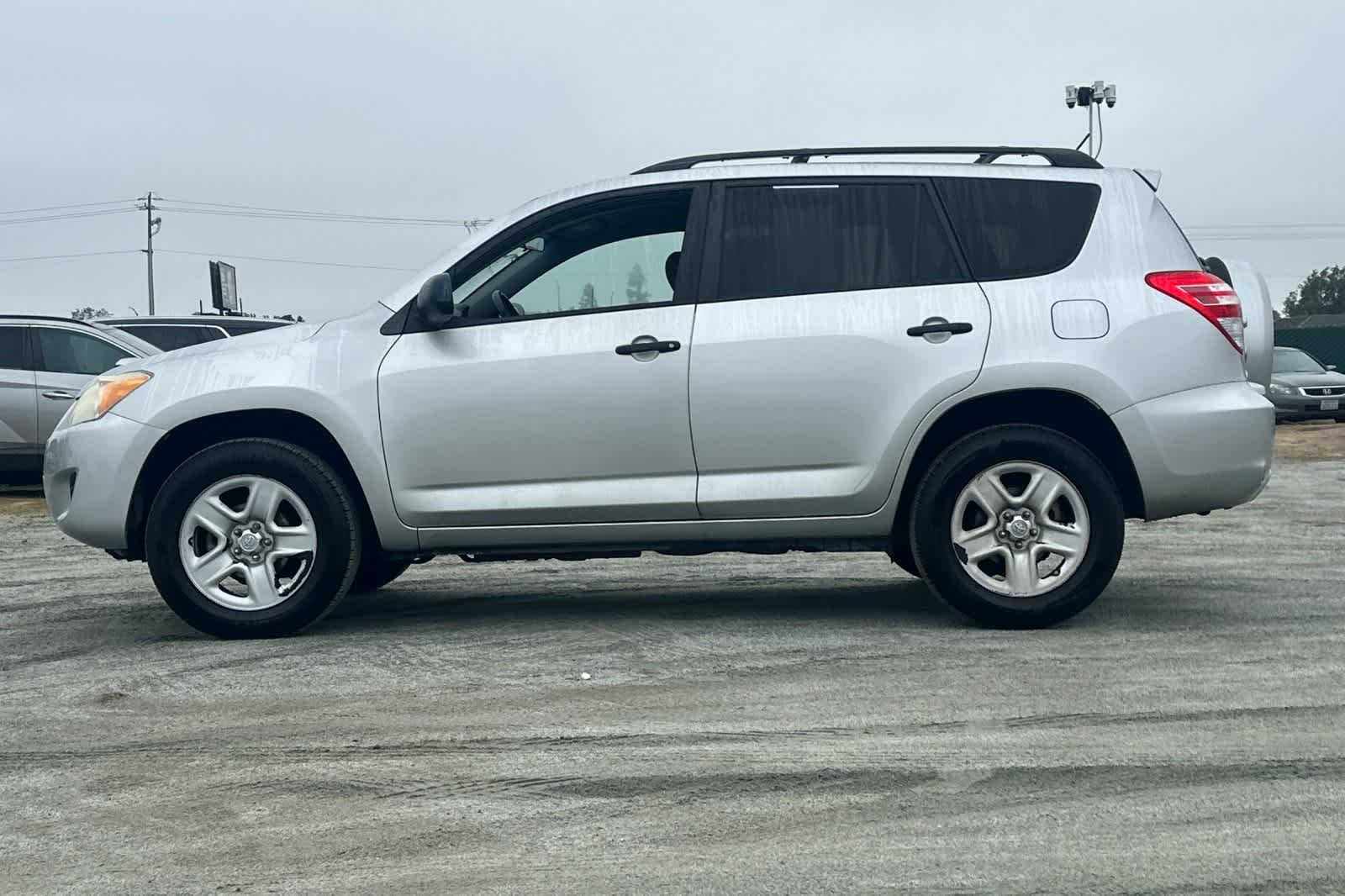 Thumbnail: 2011 Toyota RAV4 - 6