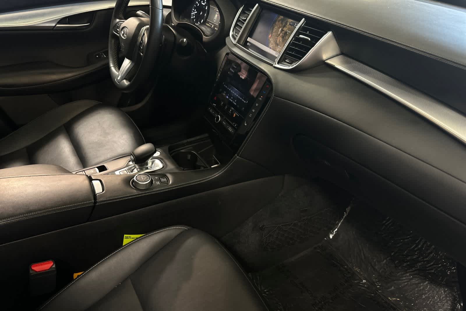 Thumbnail: 2020 INFINITI QX50 - 19