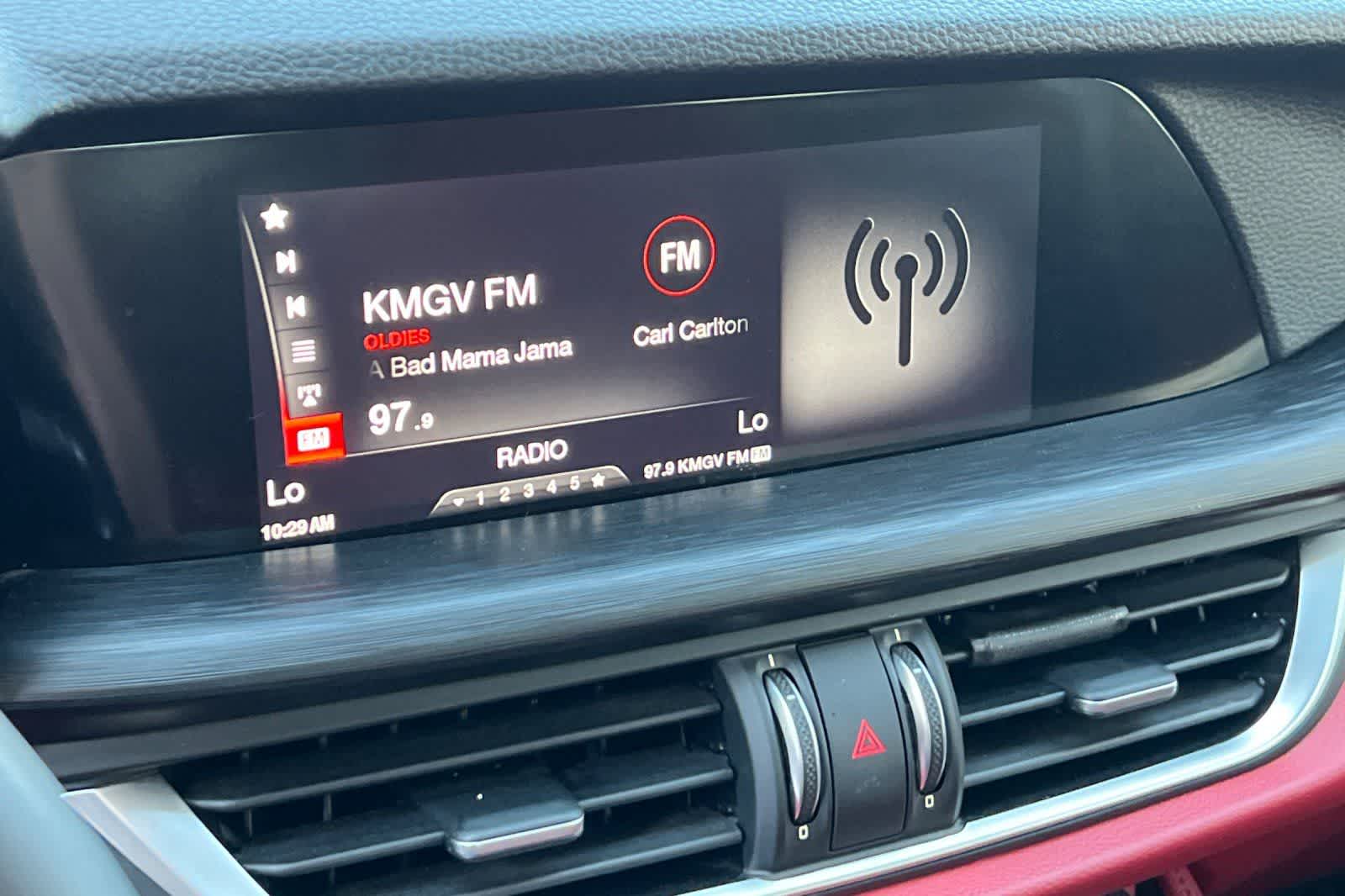 Thumbnail: 2018 Alfa Romeo Stelvio - 20