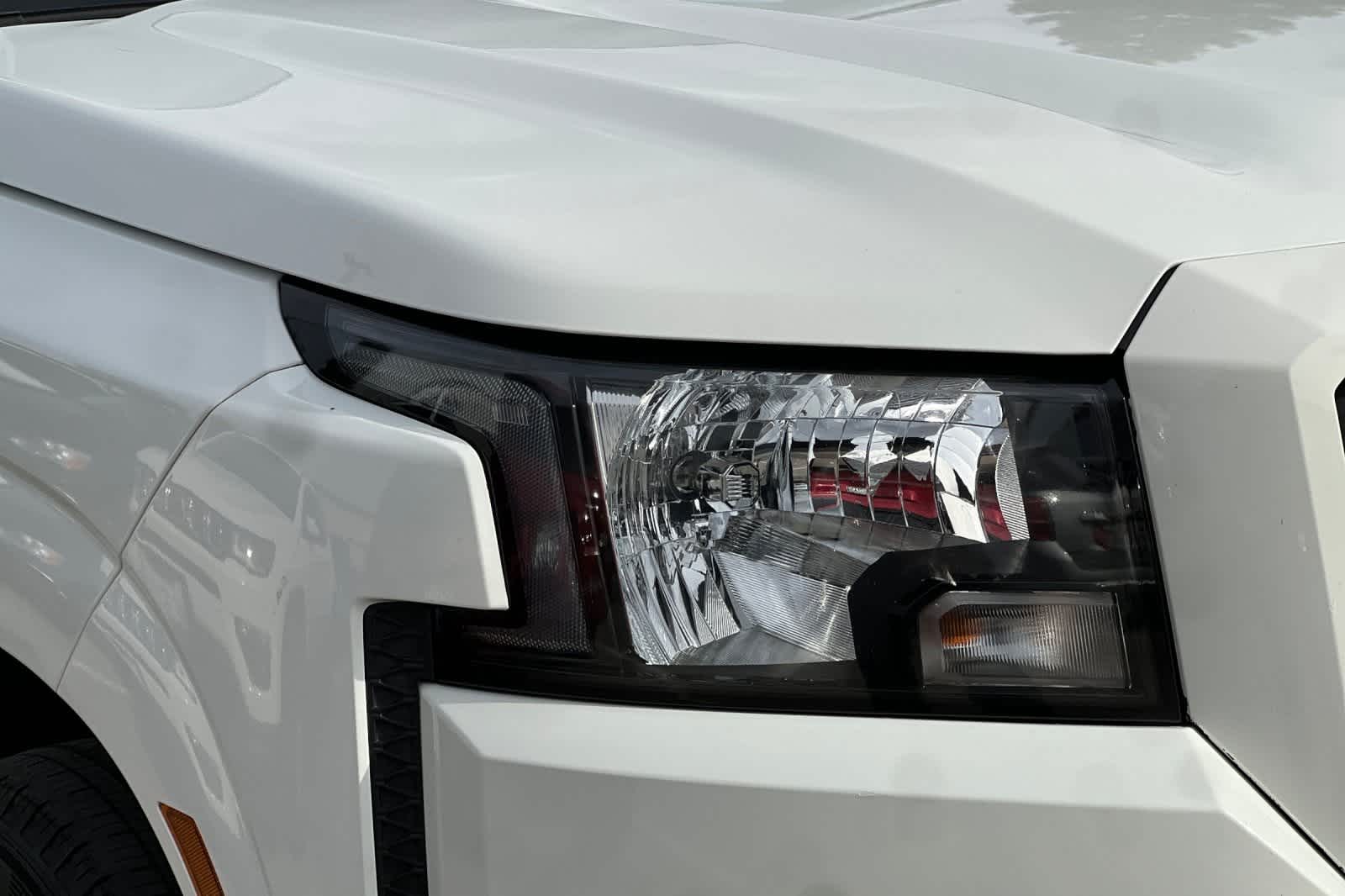 Thumbnail: 2023 Nissan Frontier - 32