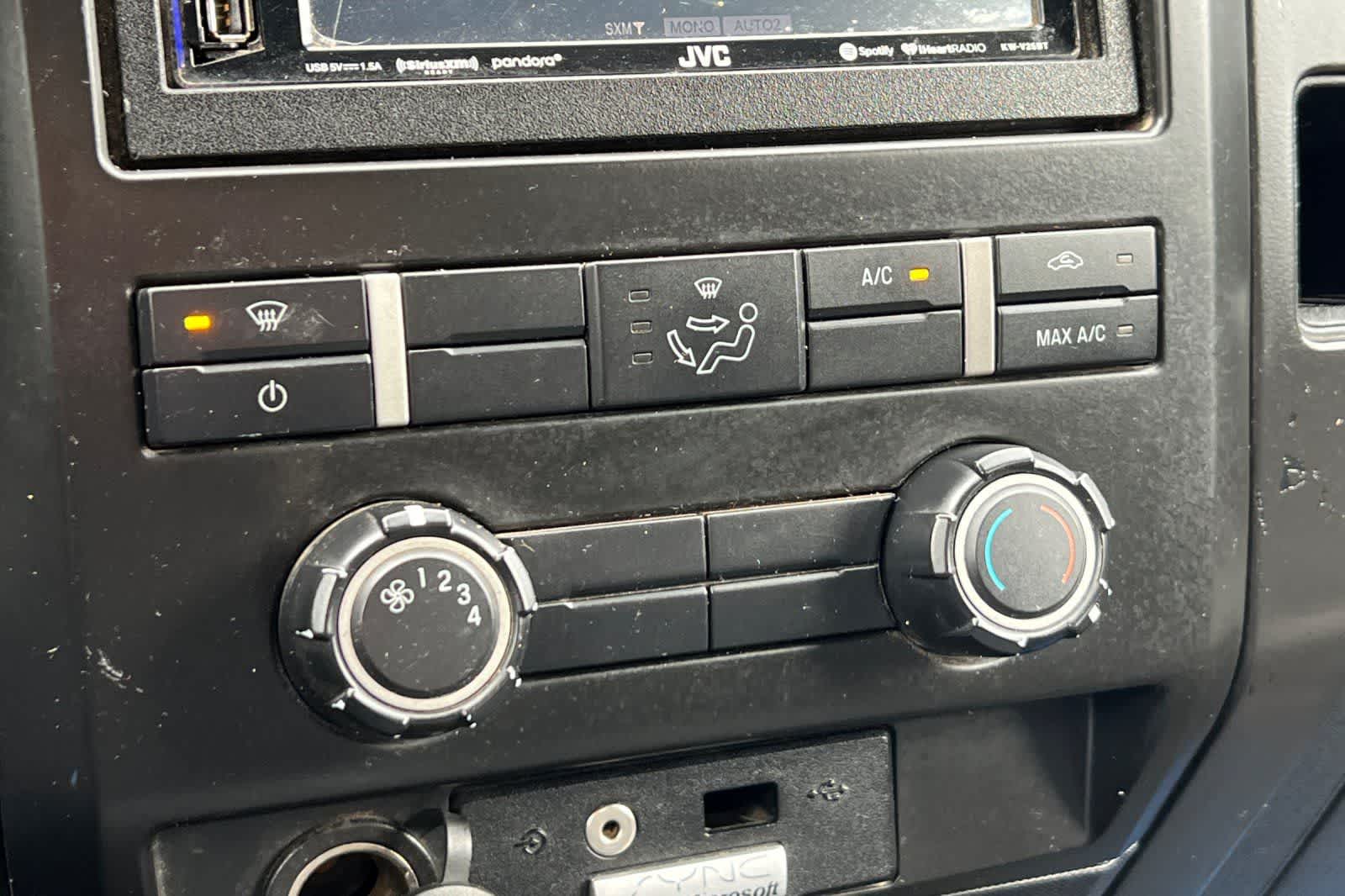 Thumbnail: 2014 Ford F-150 - 21