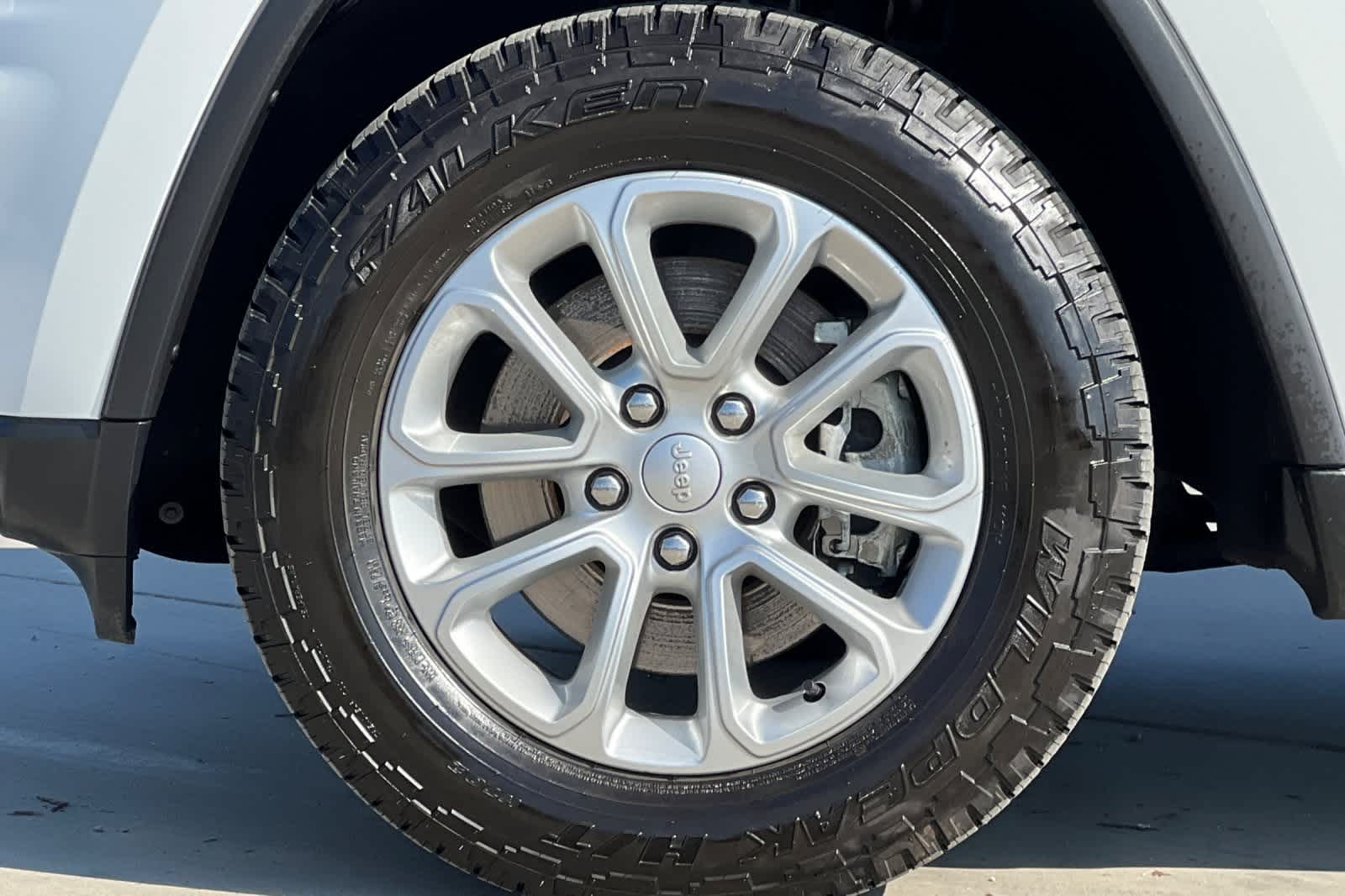 Thumbnail: 2021 Jeep Grand Cherokee - 37