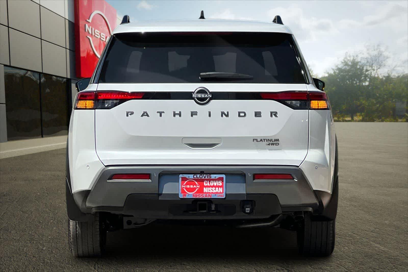 Thumbnail: 2026 Nissan Pathfinder - 8