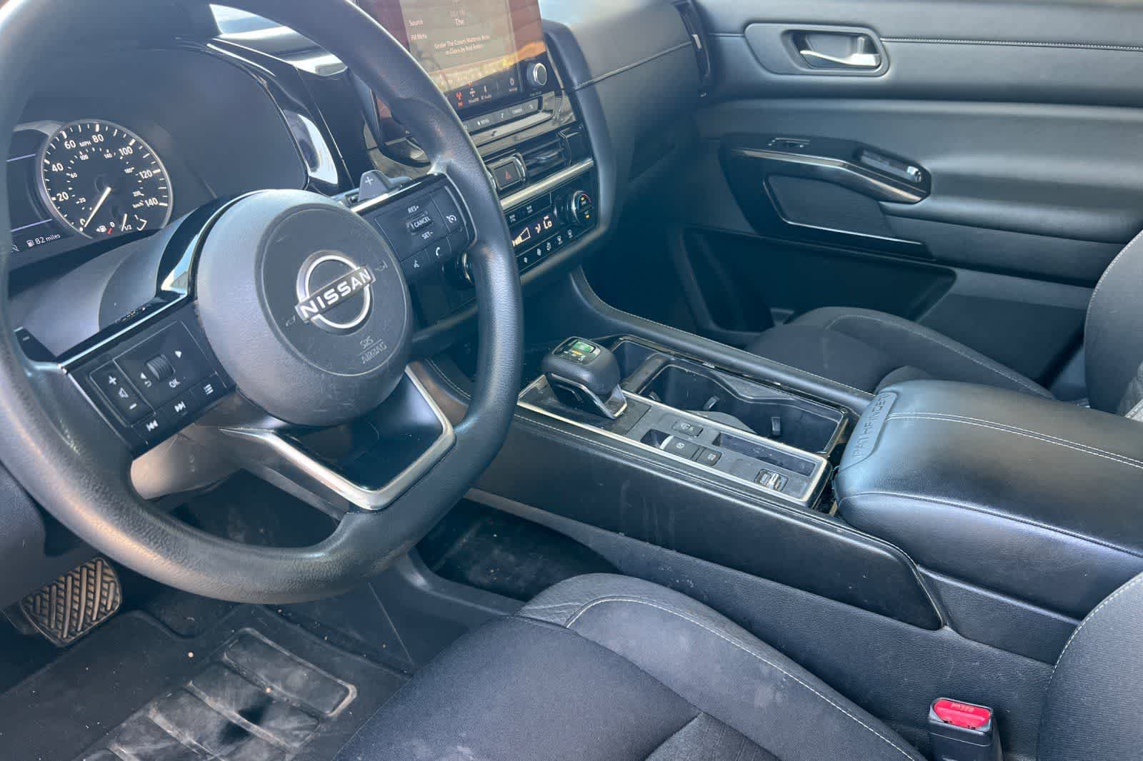 Thumbnail: 2022 Nissan Pathfinder - 14