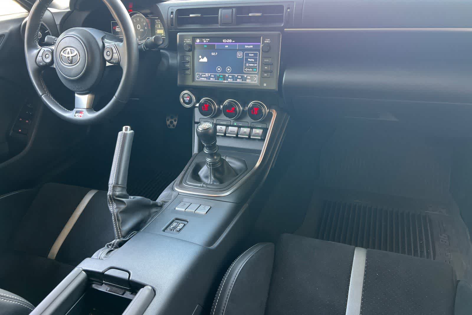 Thumbnail: 2025 Toyota GR86 - 3