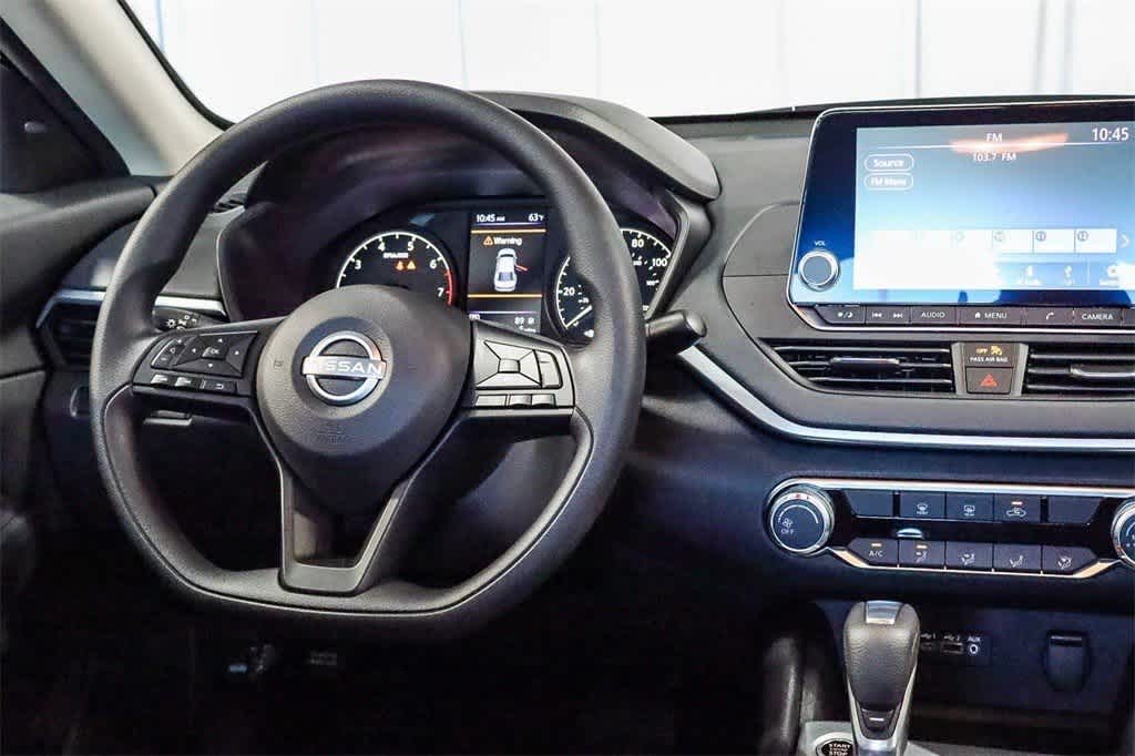 Thumbnail: 2025 Nissan Altima - 15