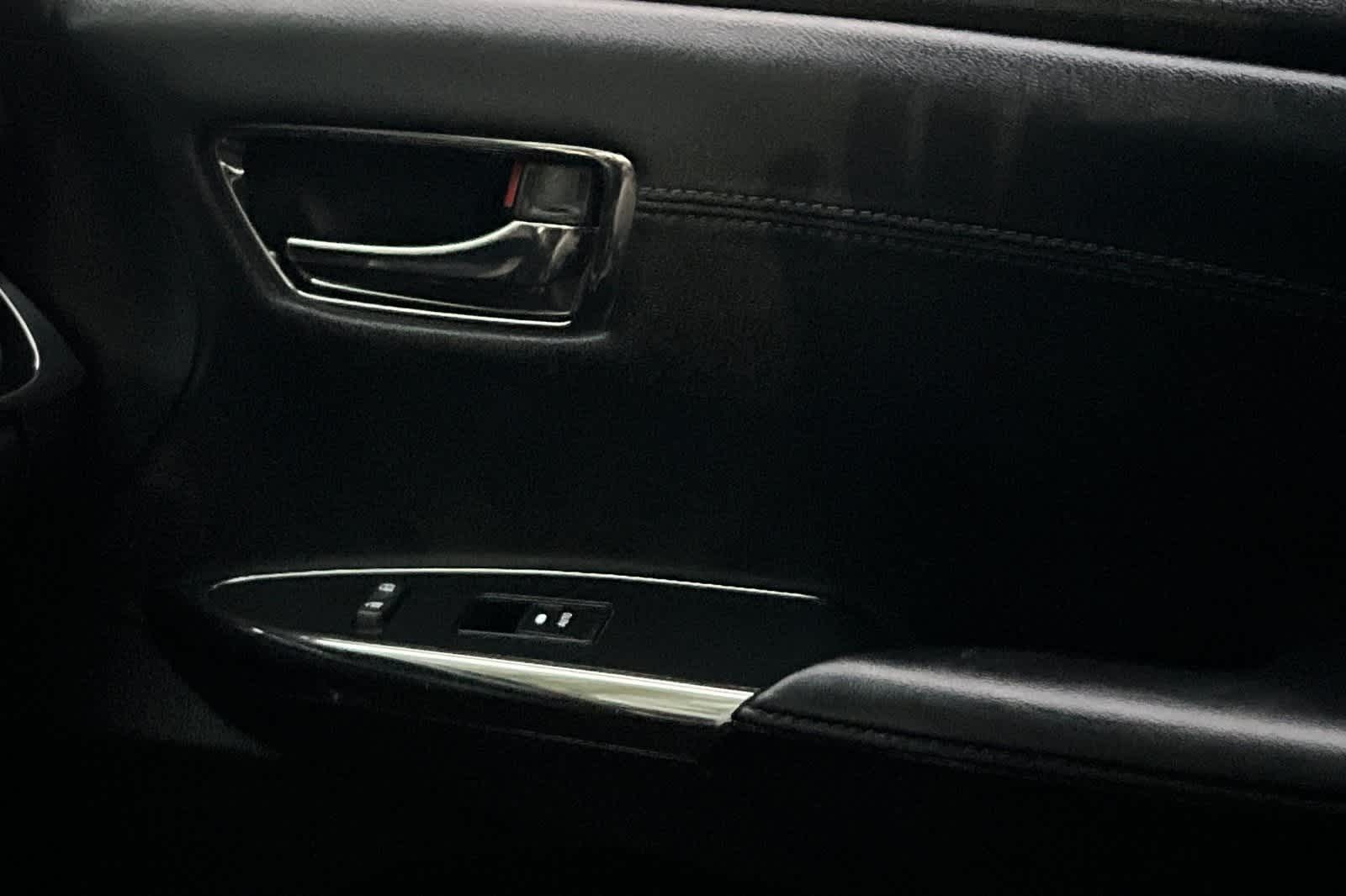 Thumbnail: 2016 Toyota Avalon - 20