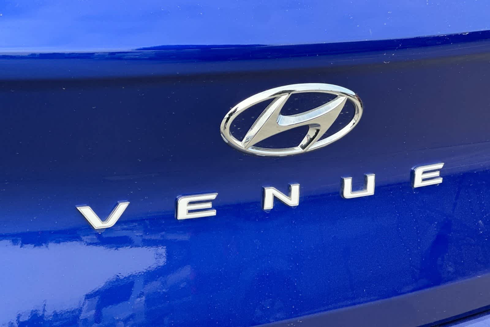 Thumbnail: 2025 Hyundai Venue - 17