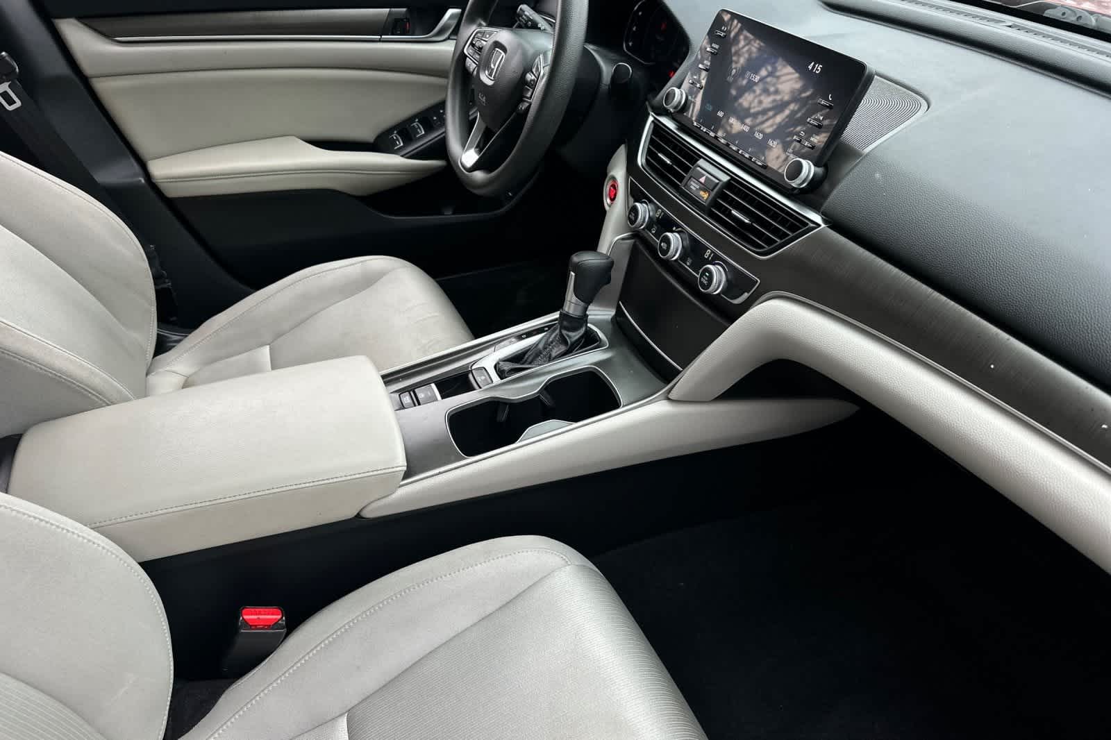 Thumbnail: 2018 Honda Accord - 17