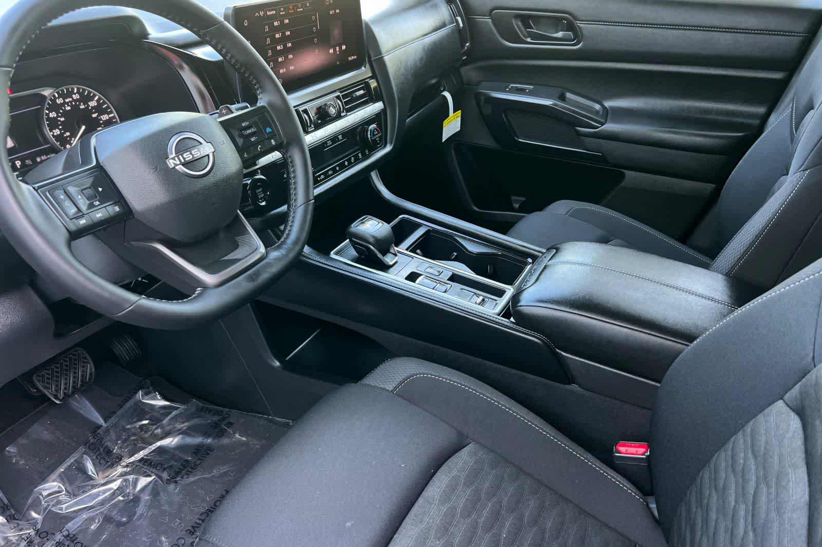 Thumbnail: 2026 Nissan Pathfinder - 12