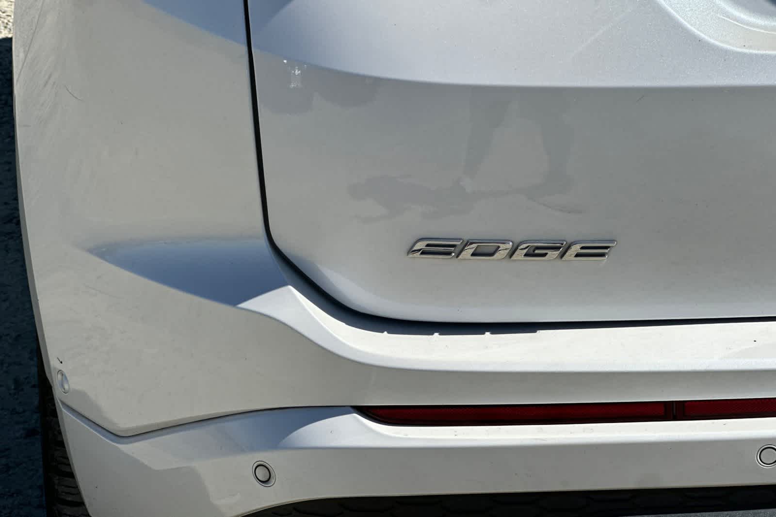 Thumbnail: 2018 Ford Edge - 13