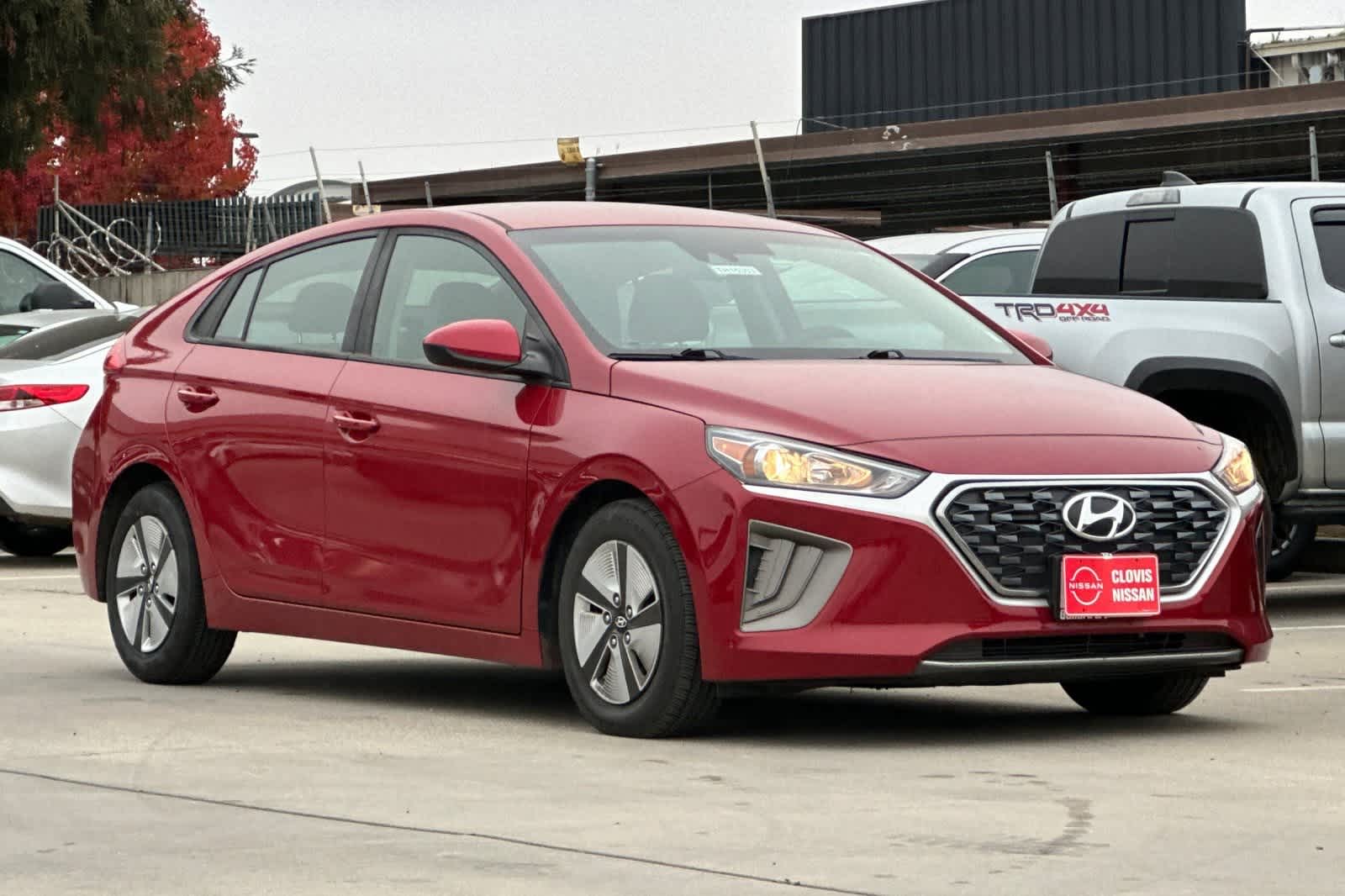 Thumbnail: 2020 Hyundai Ioniq - 10