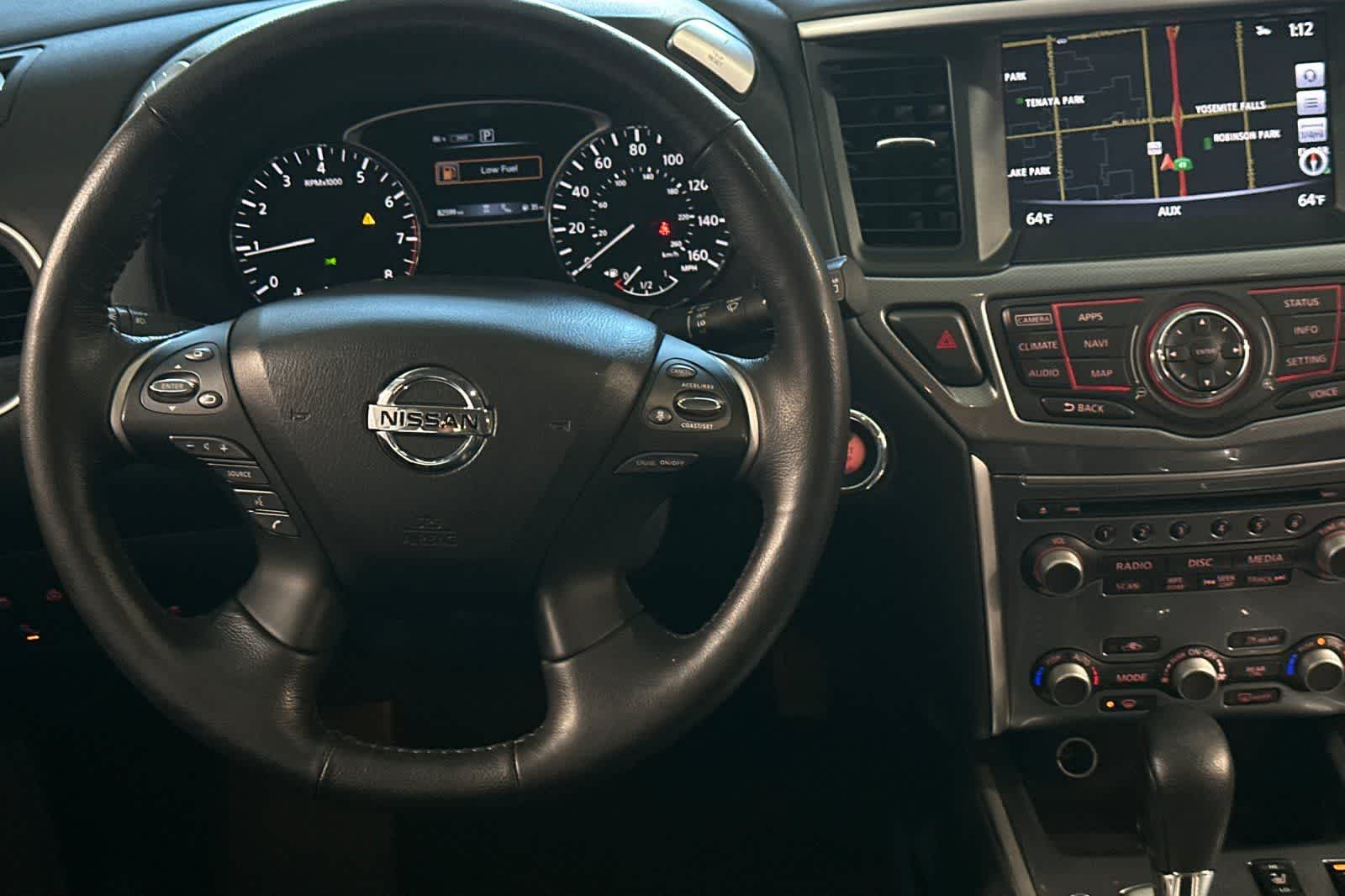 Thumbnail: 2019 Nissan Pathfinder - 16