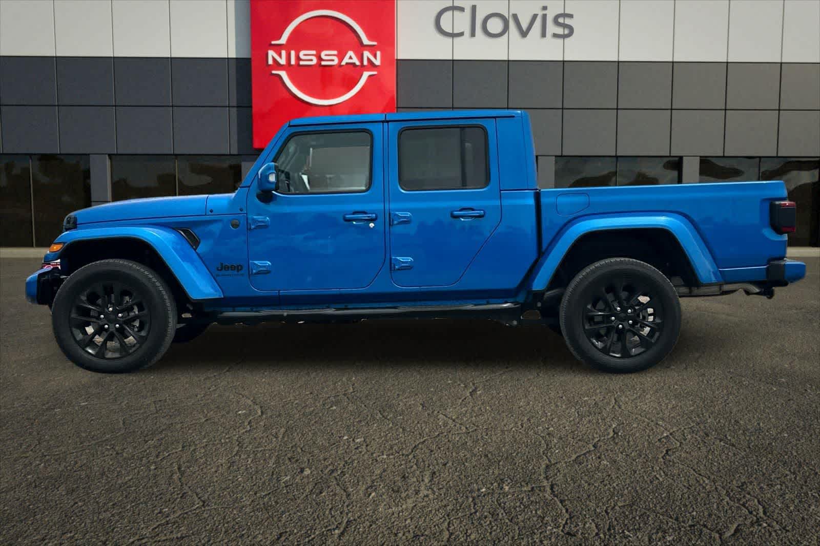 Thumbnail: 2023 Jeep Gladiator - 5