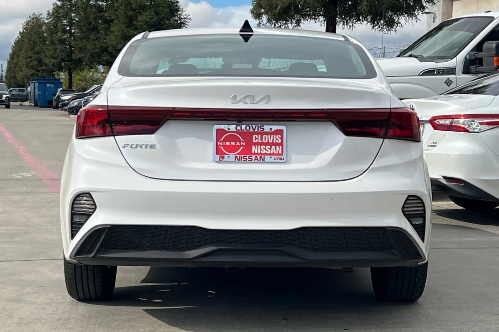 Thumbnail: 2024 Kia Forte - 6